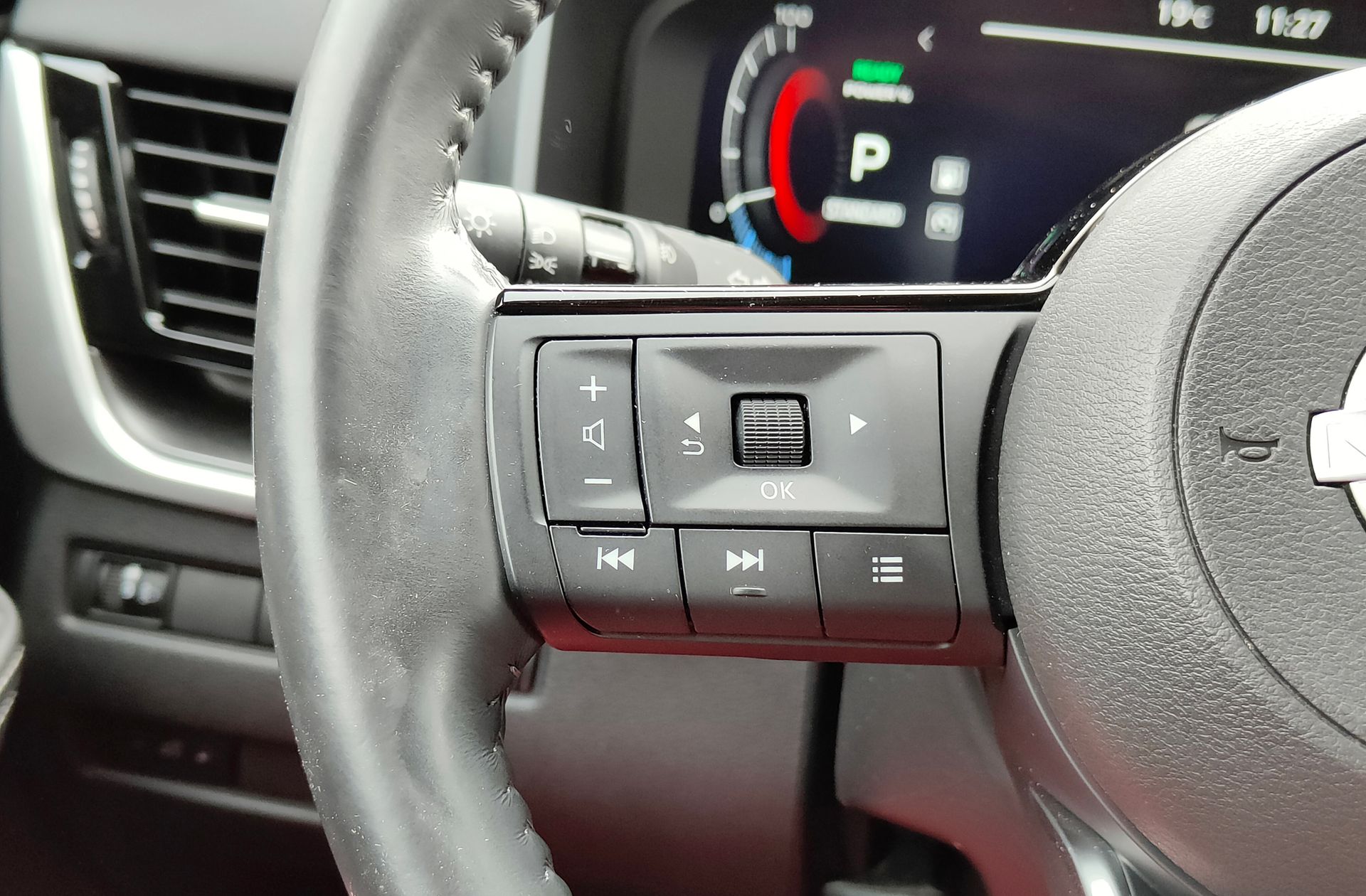 Nissan X-Trail 1.5 e-Power Adventure 4x2 - foto 29