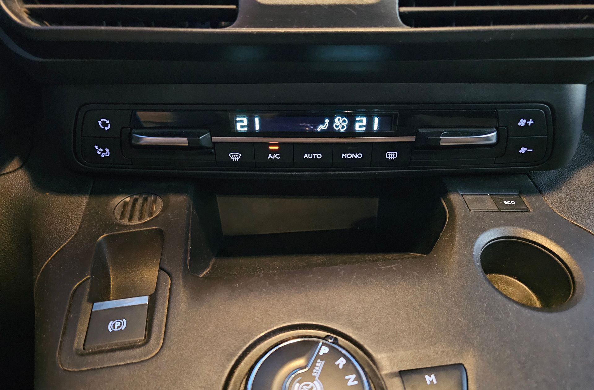 Citroën Berlingo BlueHDi 130 Talla M Shine EAT8 - foto 30