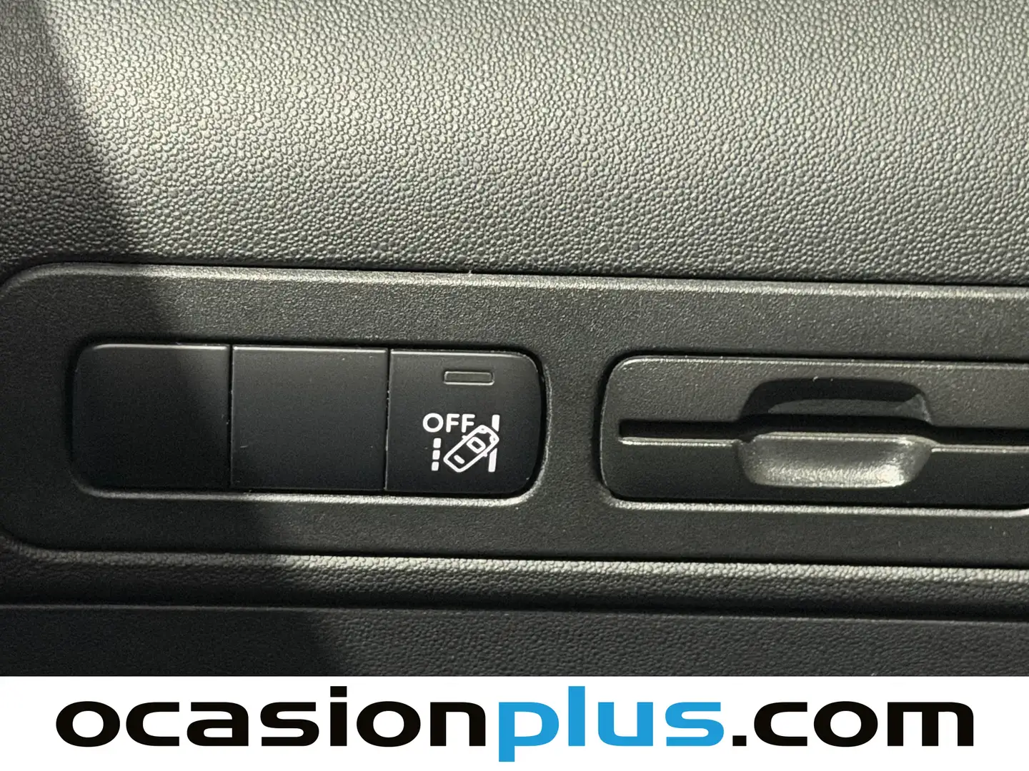 Foto Citroën C3 Aircross Citroen C3 Aircross PureTech 110 S&S Shine EAT6 (110 CV)