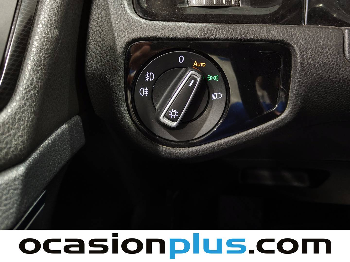 Volkswagen Golf Volkswagen Golf 1.4 TSI ACT Tech BMT  (140 CV) DSG de ocasión