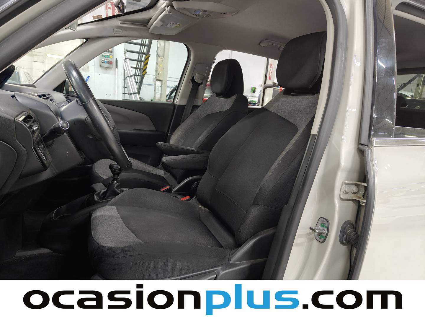 Foto asientos delanteros Citroën C4 Spacetourer Citroën C4 Spacetourer BlueHDi 130 S&S Feel (130 CV)