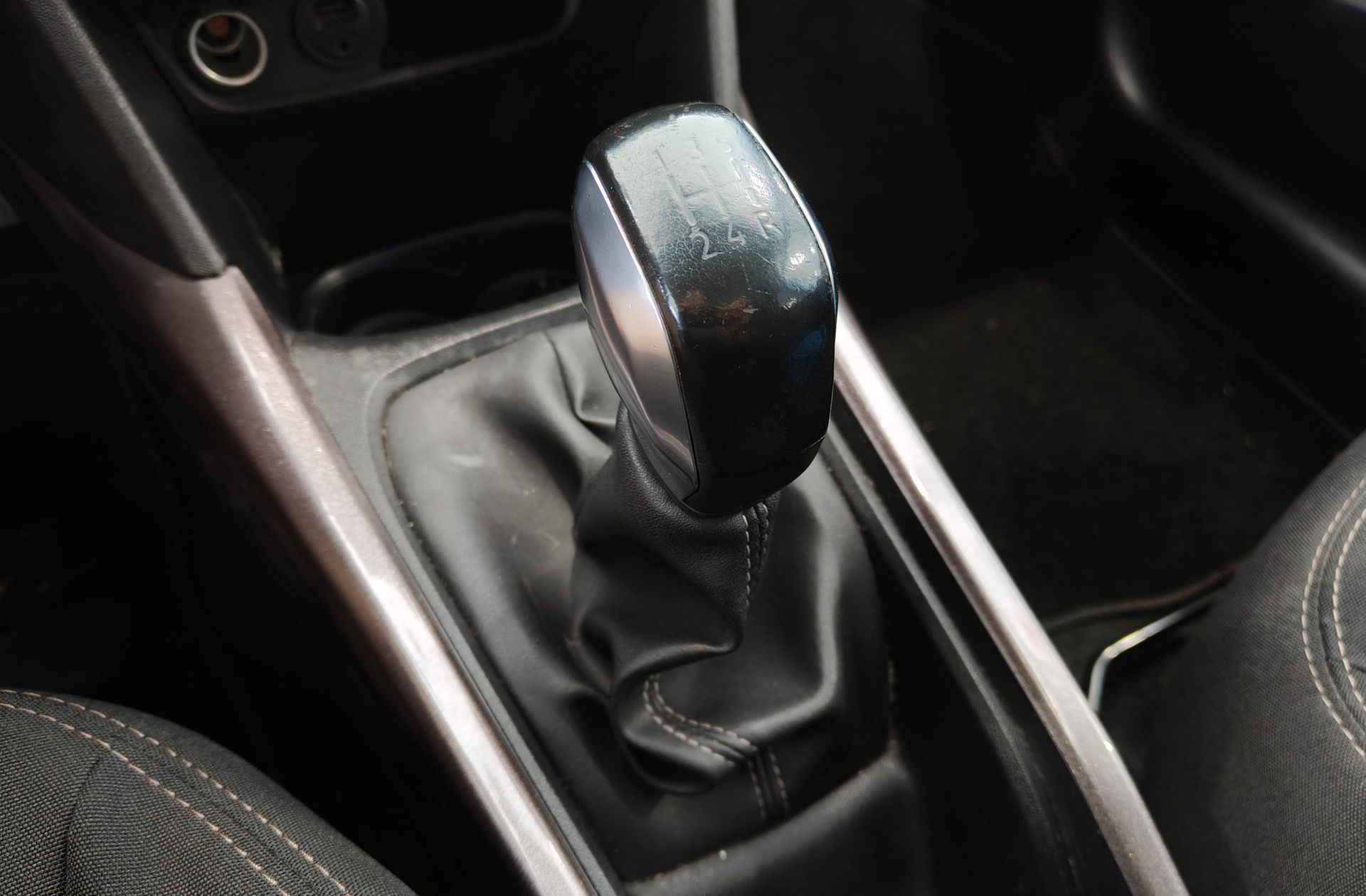 Peugeot 2008 PureTech 110 Style - foto 6