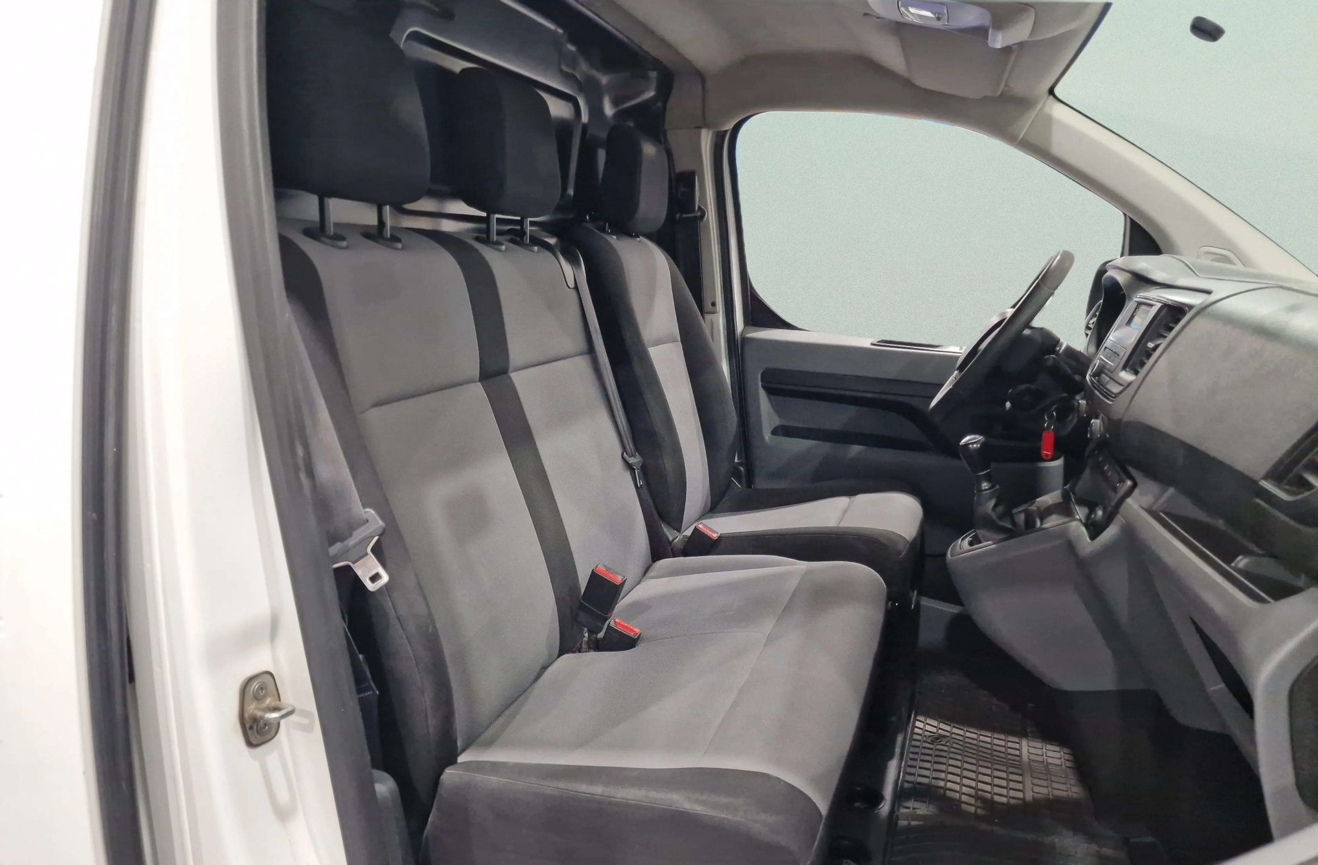 Peugeot Expert Furgon 1.6 BlueHDi Pro Standard - foto 13