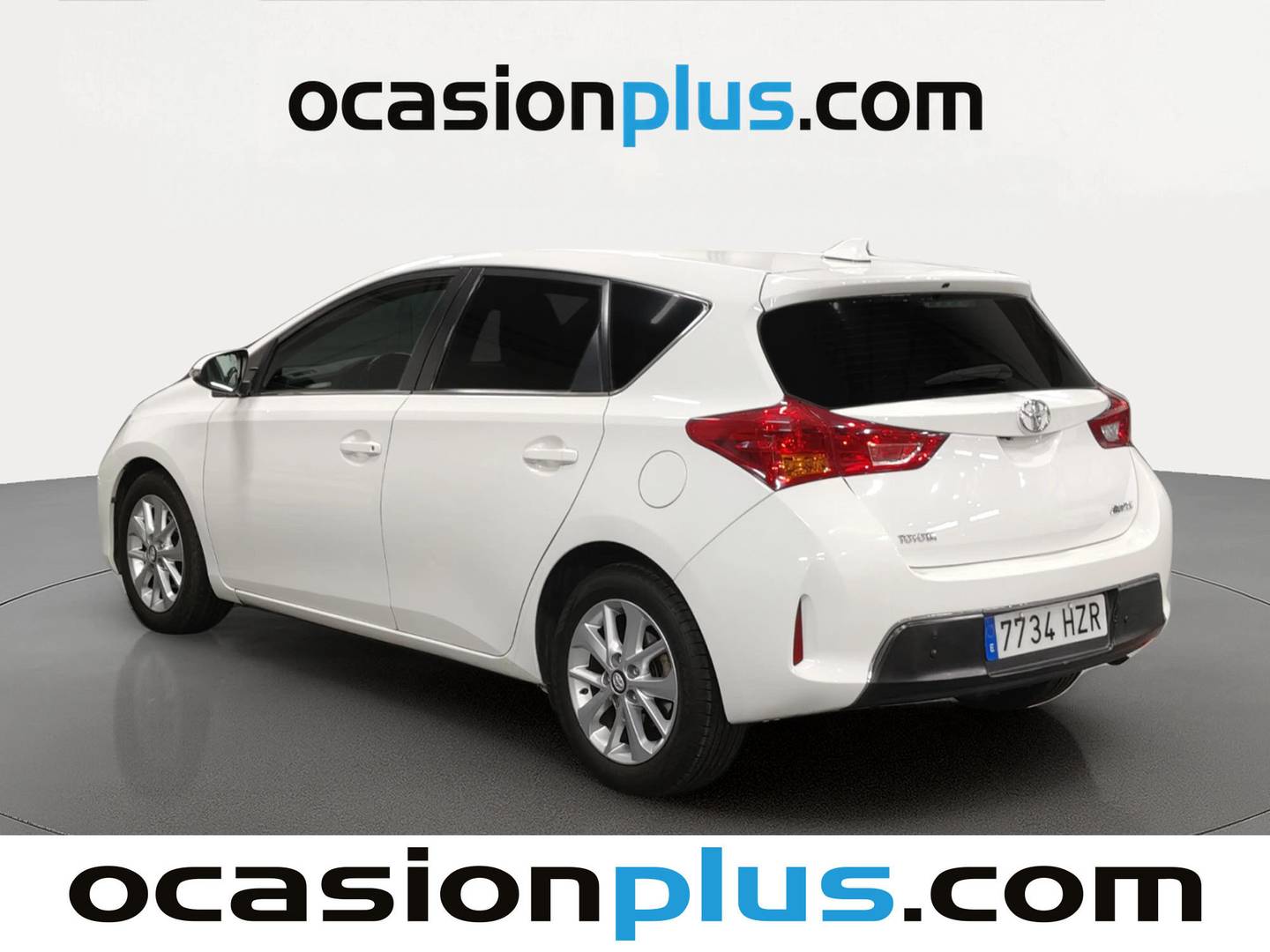 Foto trasera Toyota Auris Toyota Auris 90D Active (90 CV) izquierda