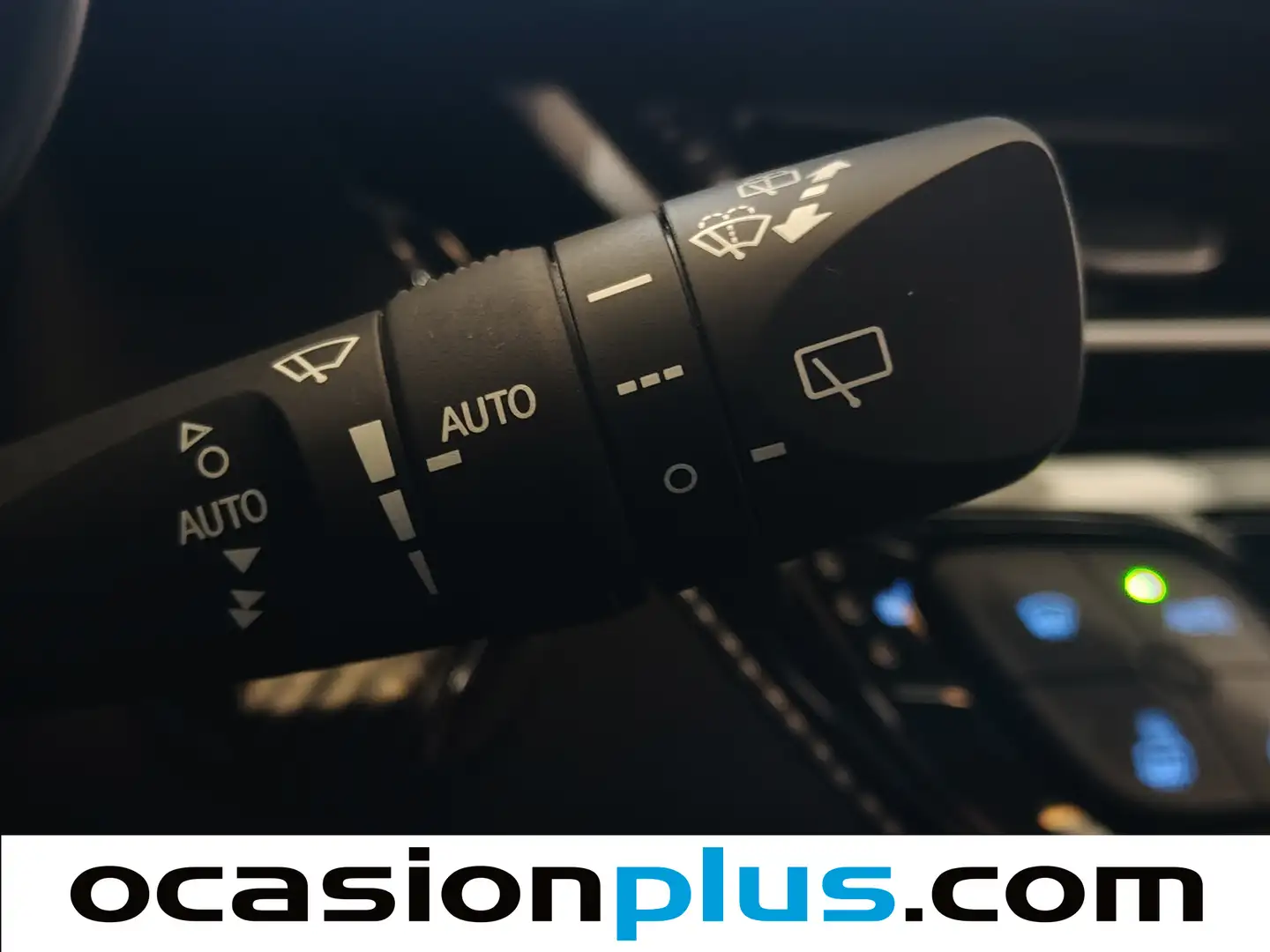 Foto Toyota C-HR Toyota C-HR 180H Kaji Edition (184 CV)