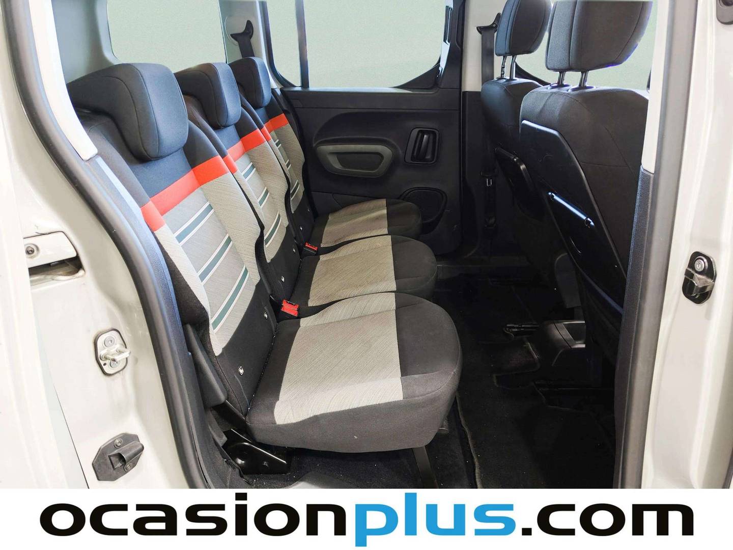 Foto Citroën Berlingo Citroen Berlingo BlueHDi 100 S&S Talla M Shine (102 CV)