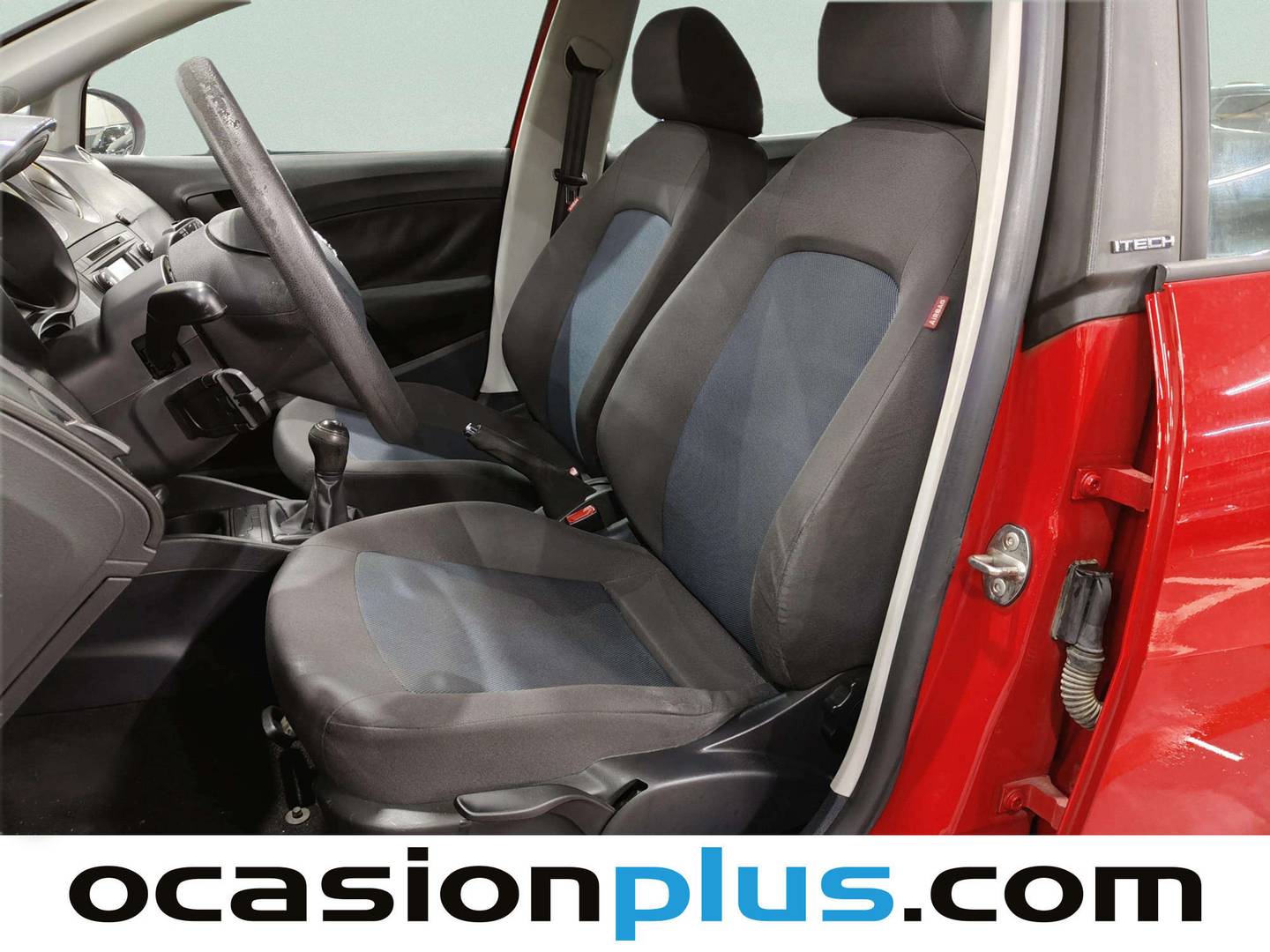 Foto asientos delanteros Seat Ibiza Seat Ibiza 1.2 12v Reference (70 CV)