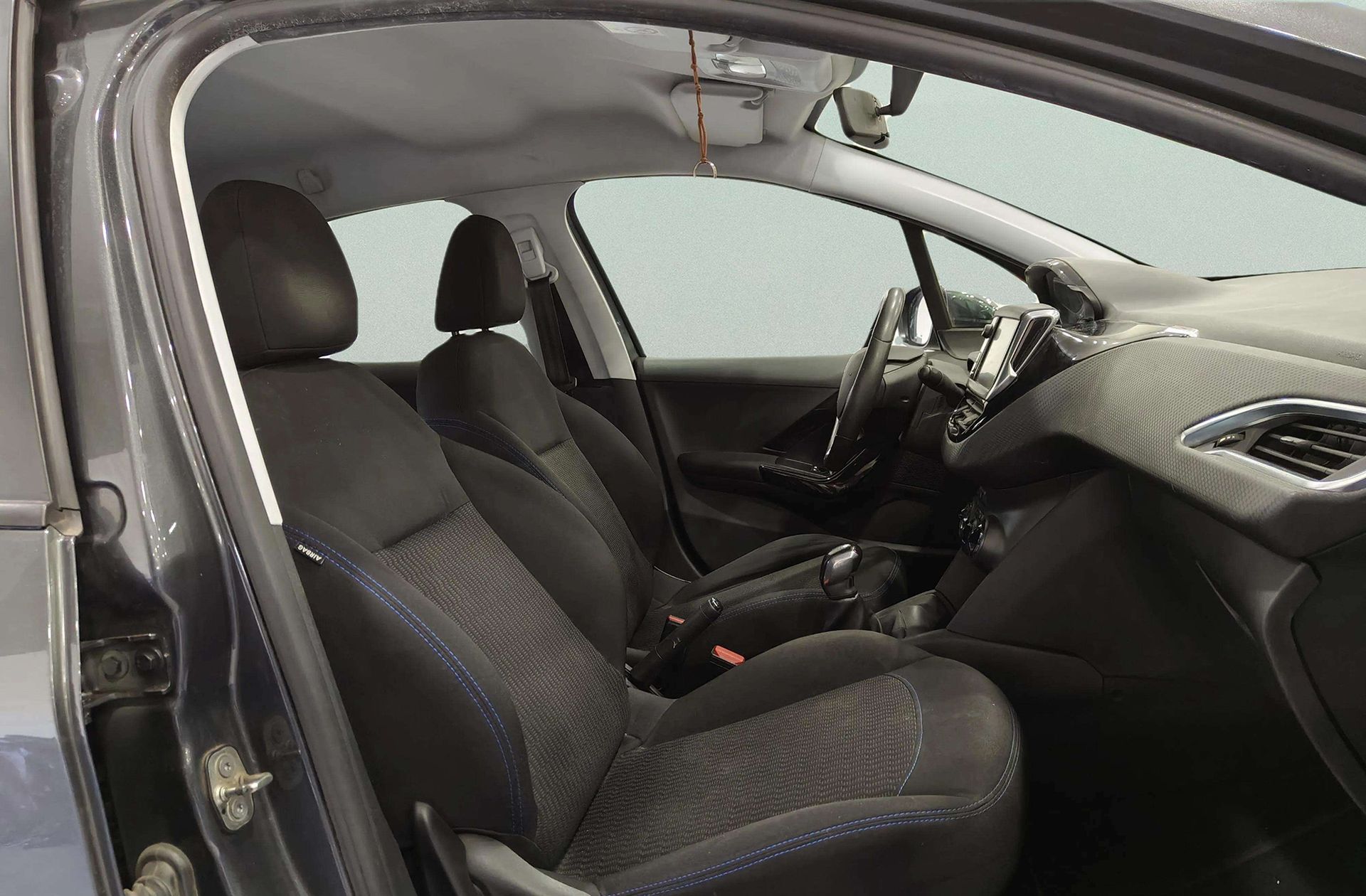 Peugeot 208 PureTech 82 Style - foto 17