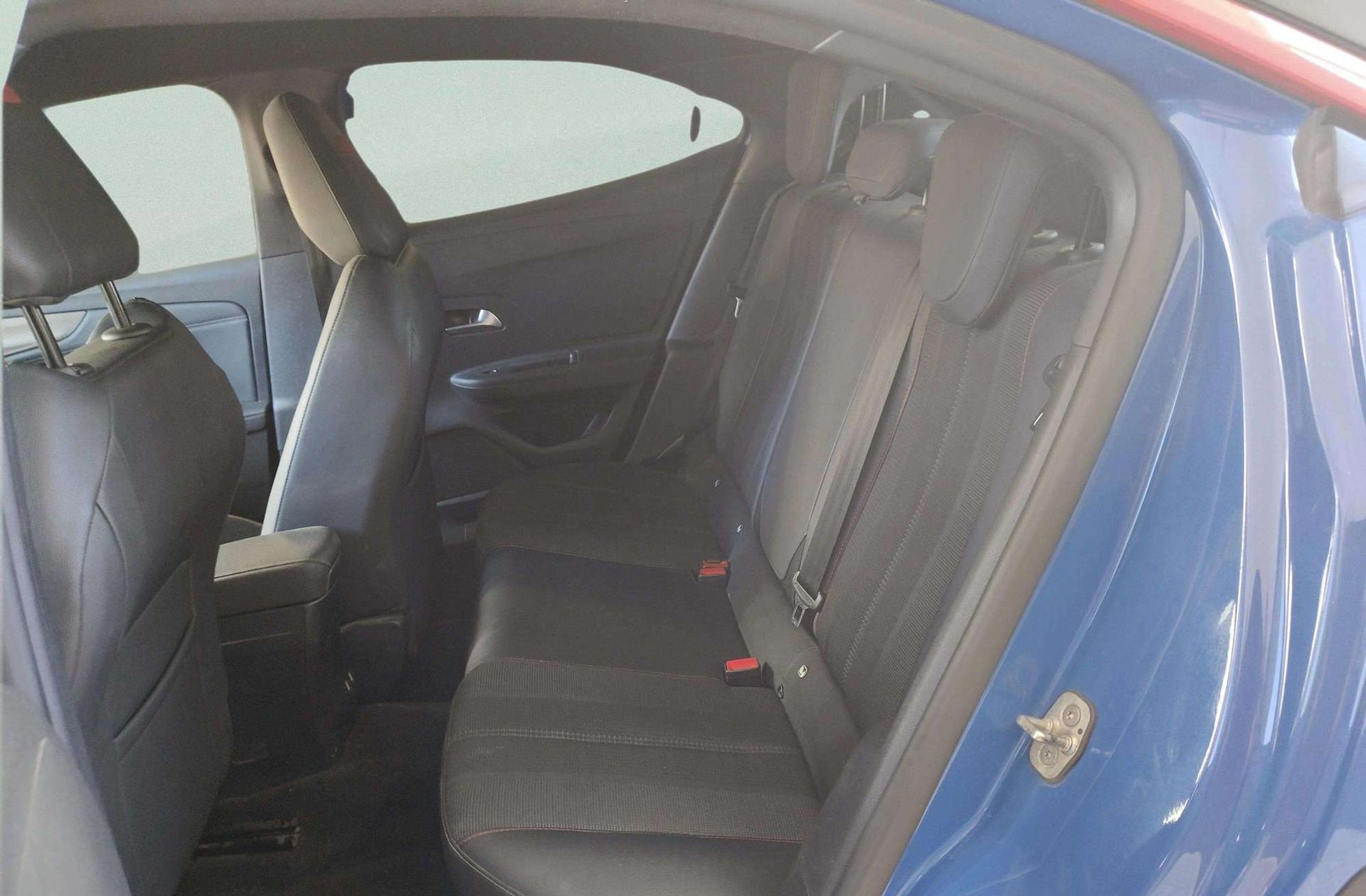 Opel Mokka 1.2 Turbo GS Line - foto 11