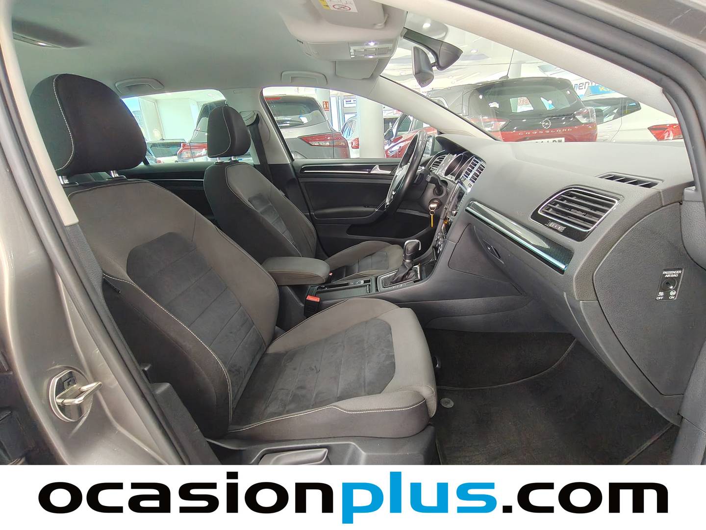 Volkswagen Golf Volkswagen Golf Sport 1.6 TDI BMT (110 CV) DSG Pack R-Line diésel