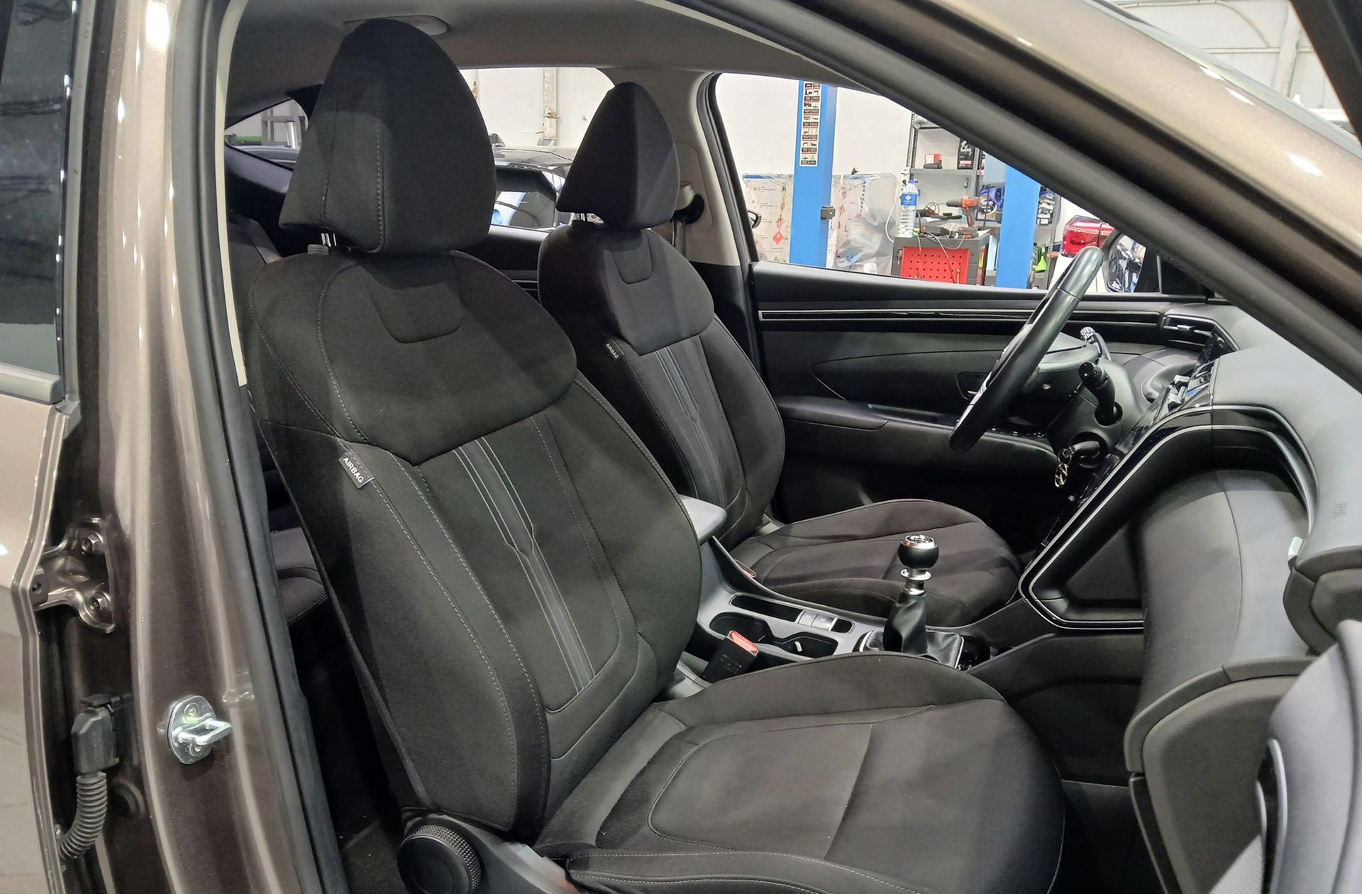 Hyundai Tucson 1.6 CRDi Maxx - foto 19