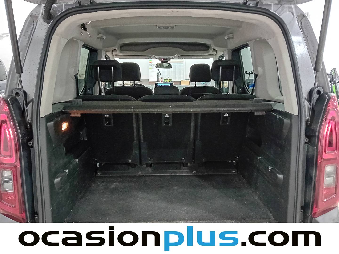 Fotos maletero Citroën Berlingo Citroen Berlingo BlueHDi 130 S&S Talla M Shine (130 CV)