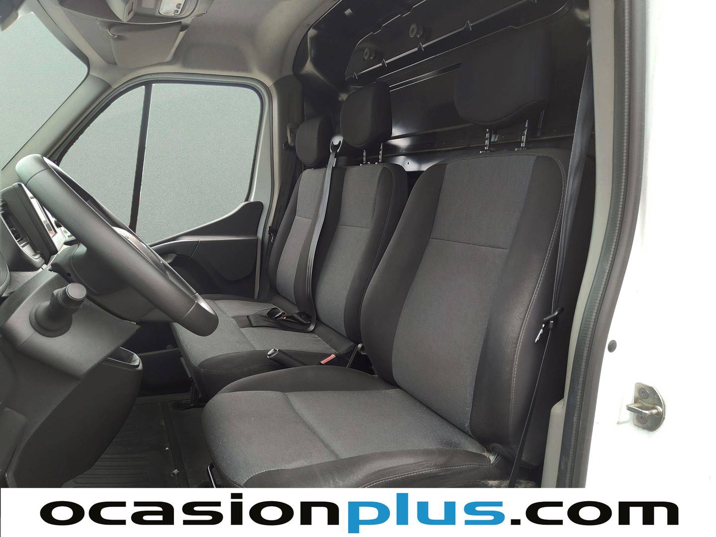 Foto asientos delanteros Renault Master Renault Master Furgon L2H2 3300 Blue Energy dCi (150 CV)