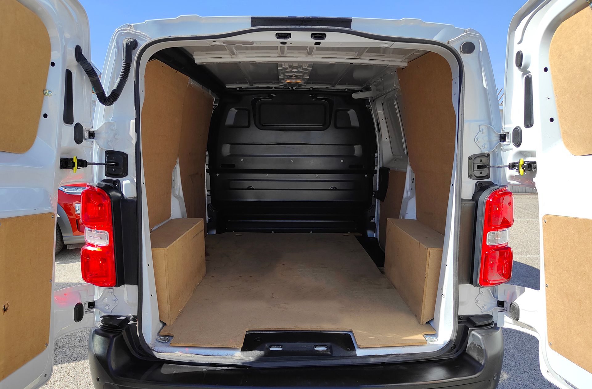 Fiat Scudo Furgon 1.5 BlueHDi L2 - foto 12
