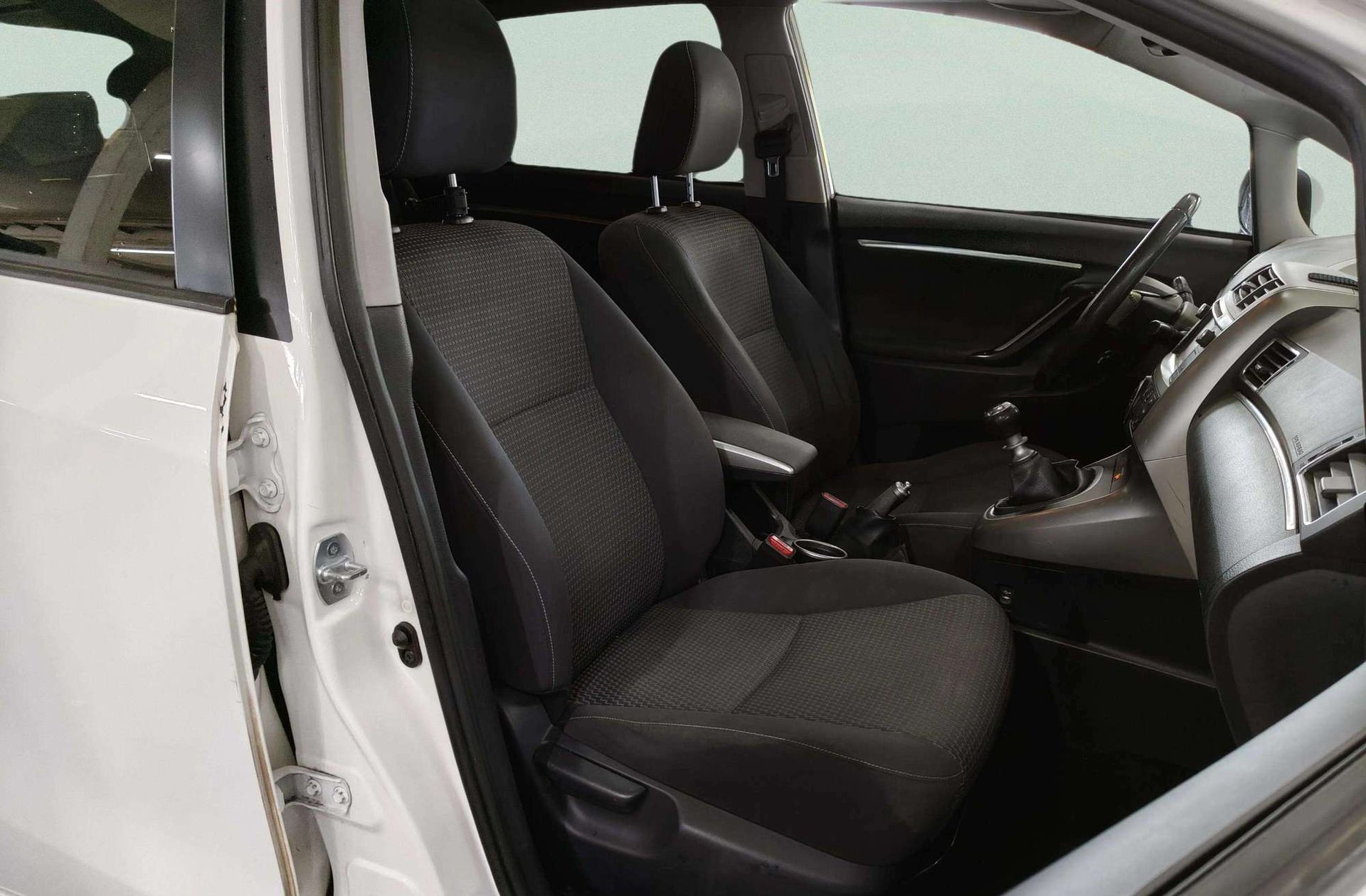 Toyota Verso 130 Advance - foto 17