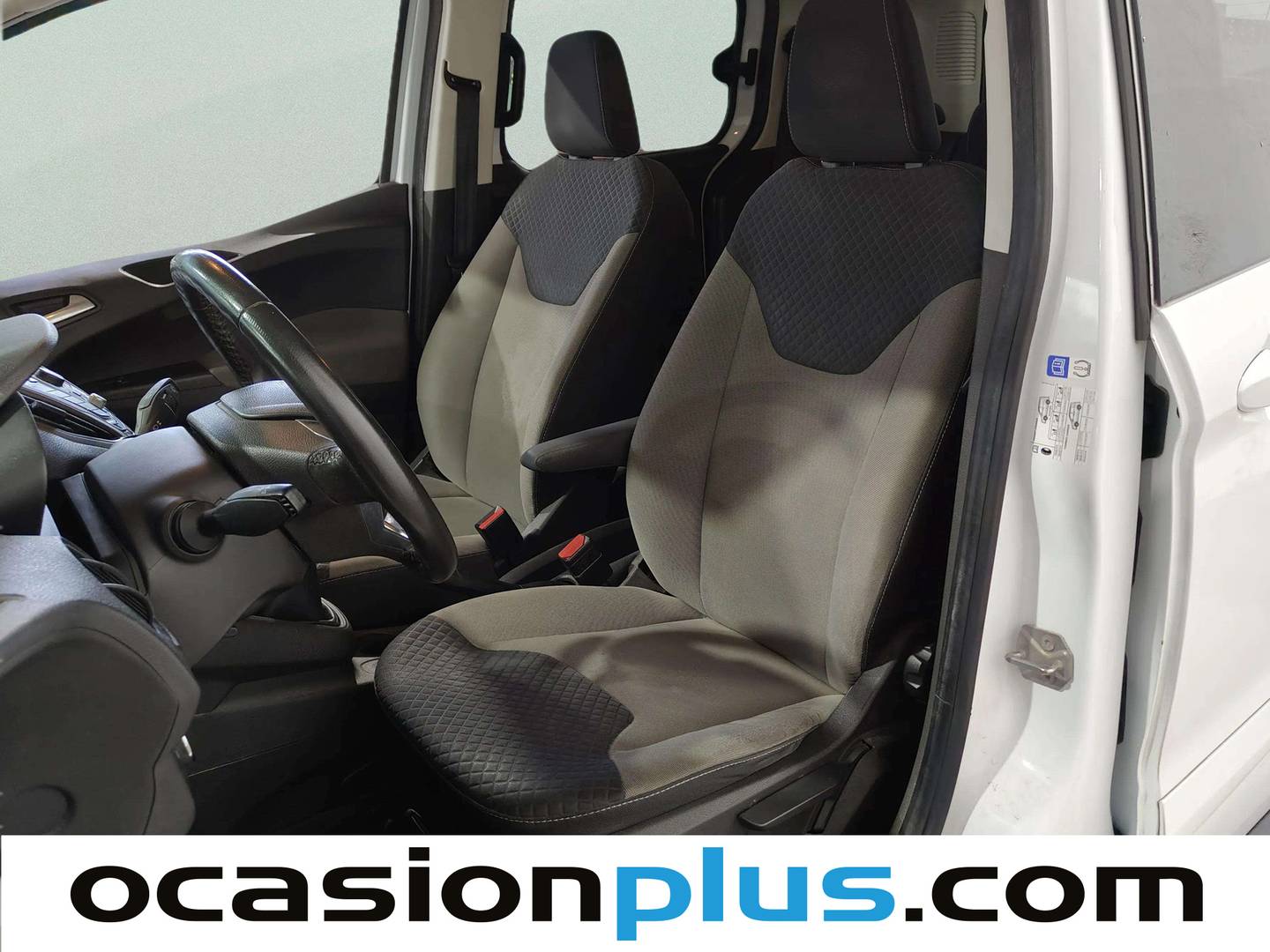Foto asientos delanteros Ford Tourneo Courier Ford Tourneo Courier 1.0 EcoBoost Trend (100 CV)