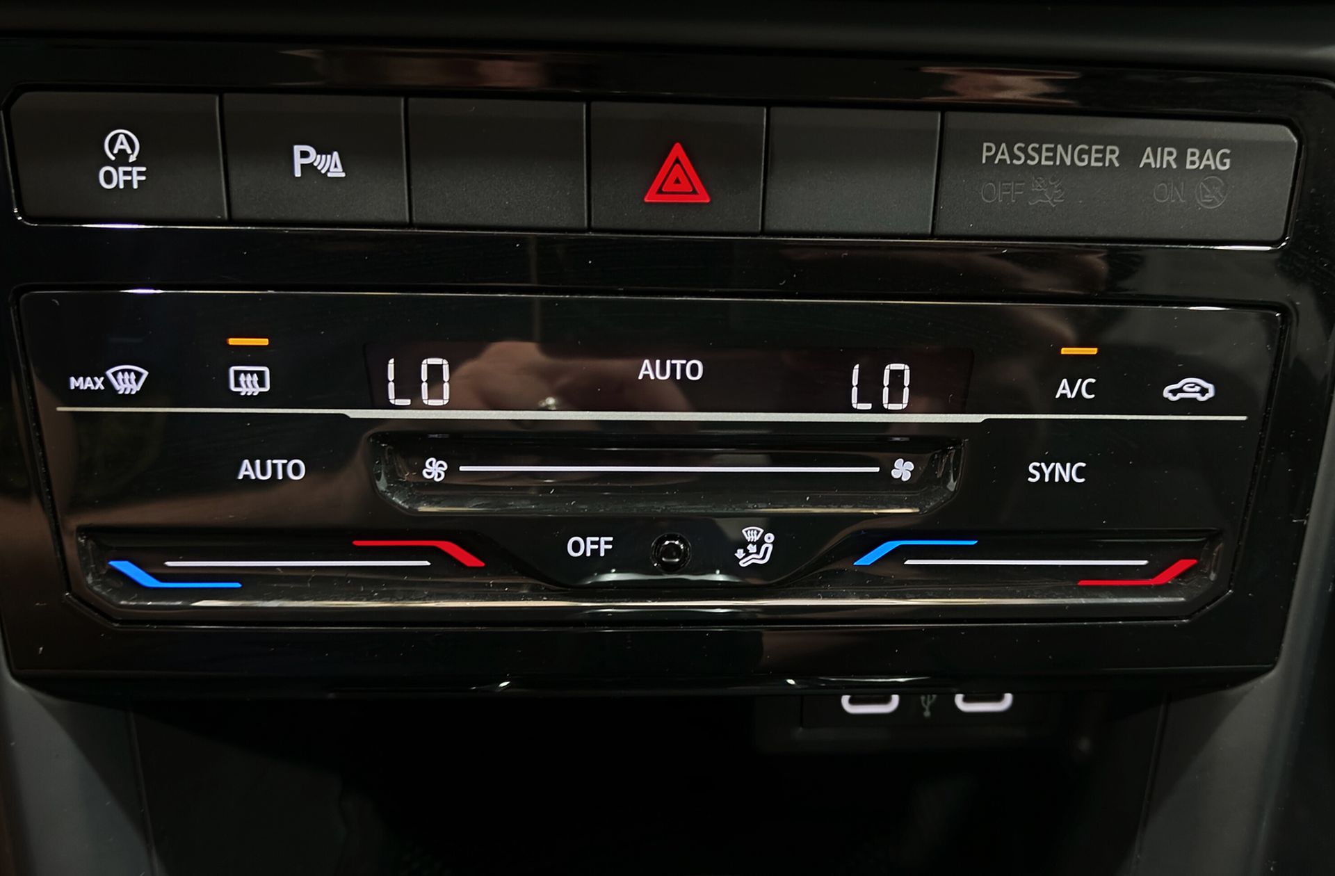Volkswagen T-Cross Advance 1.0 TSI DSG - foto 29
