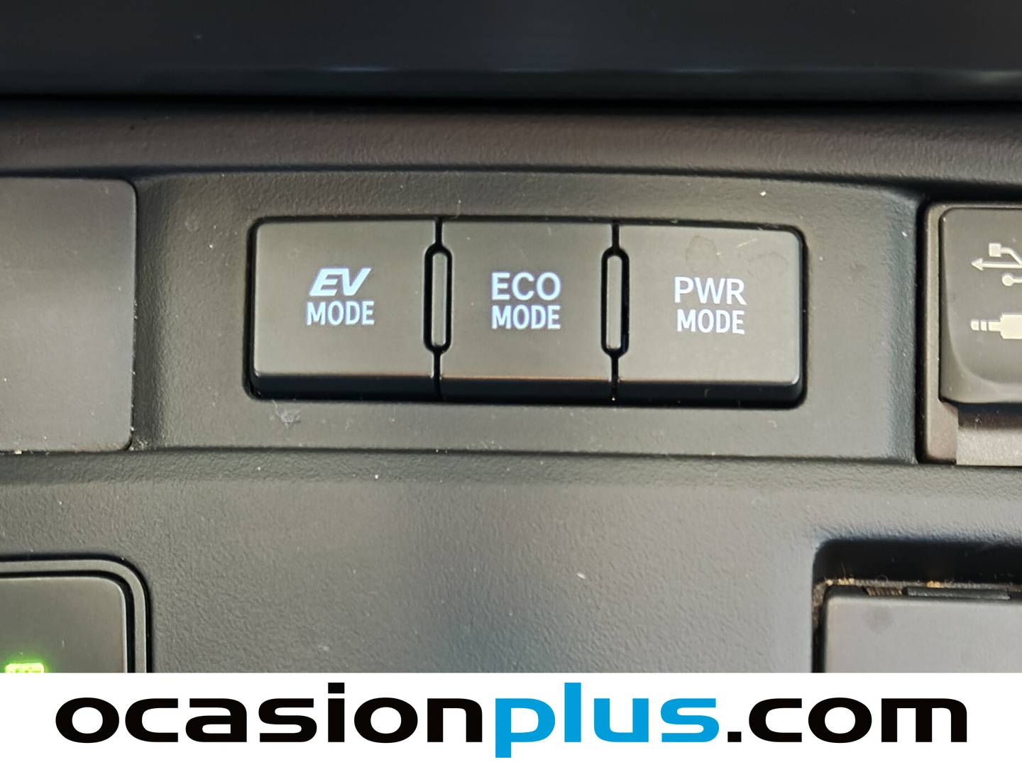 Equipamiento del Toyota Auris Toyota Auris Hybrid Active (136 CV)