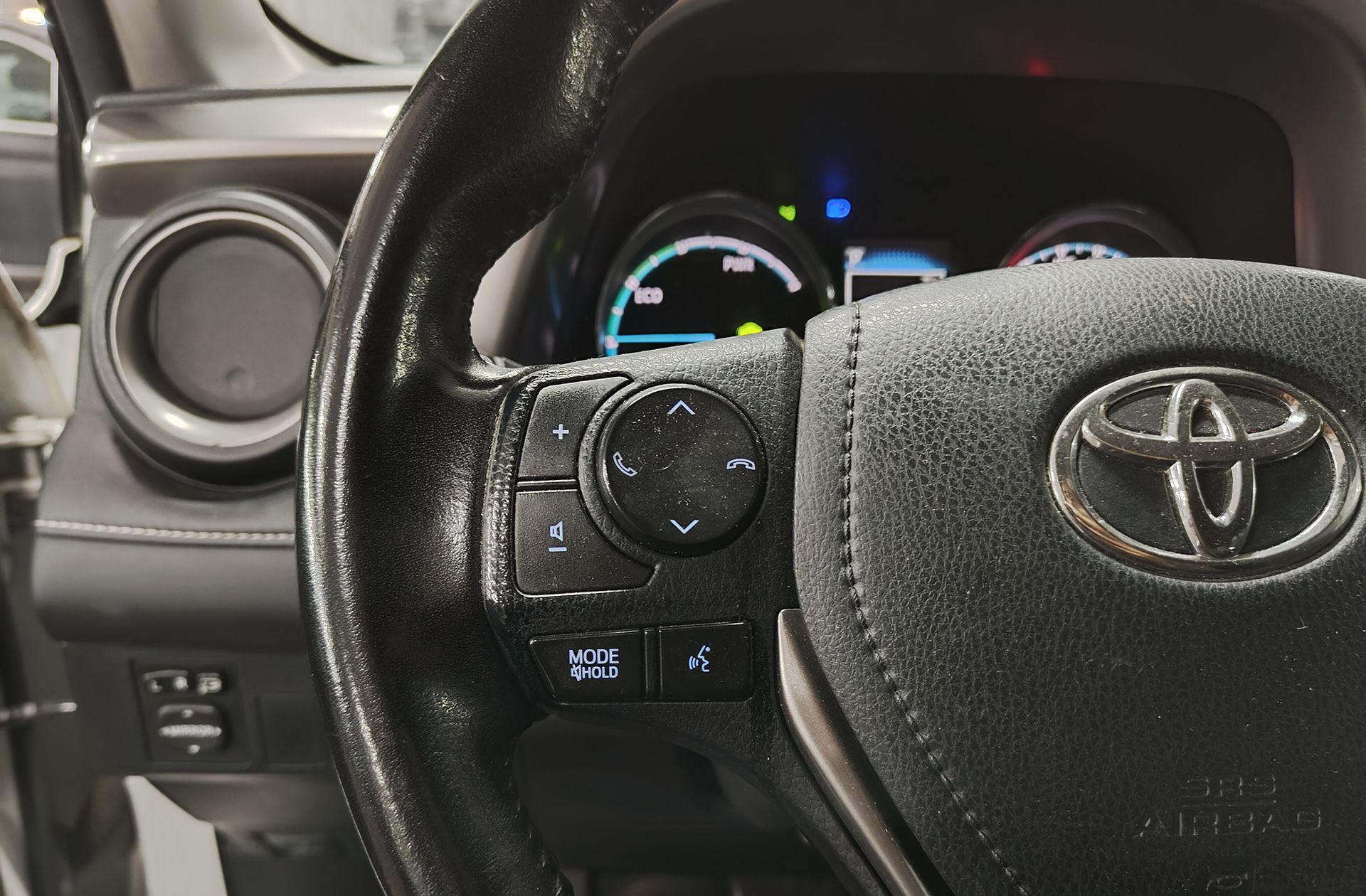 Toyota RAV4 2.5l hybrid Advance Pack Drive 2WD - foto 24