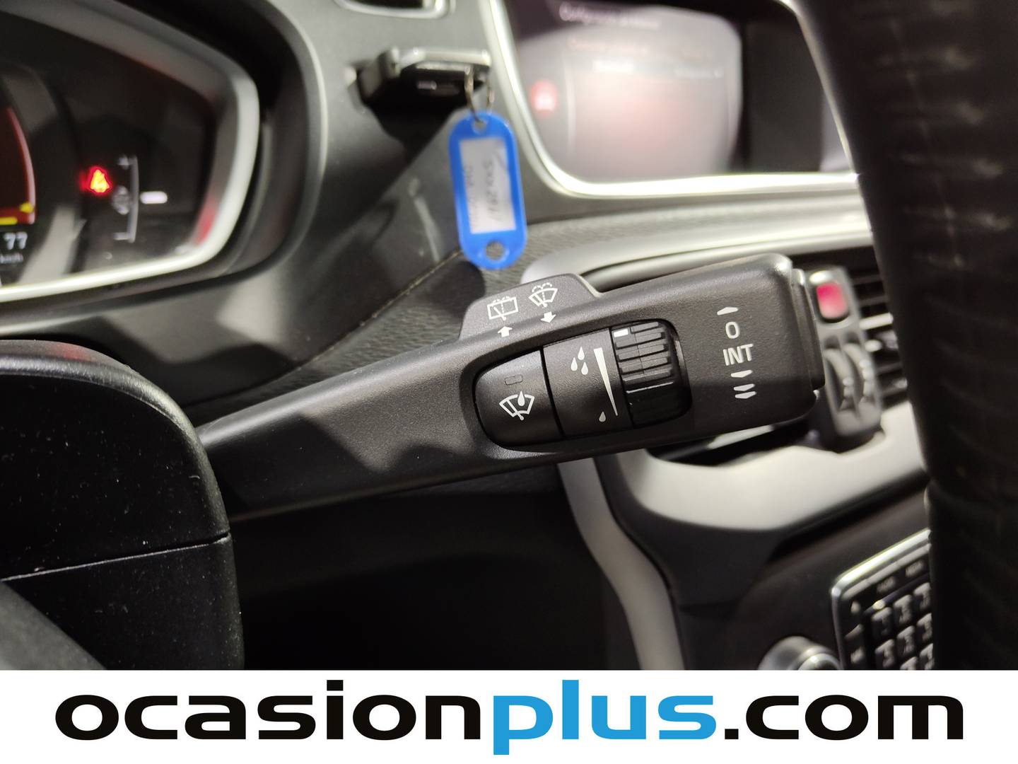 Foto Volvo V40 Volvo V40 D2 Momentum (120 CV)