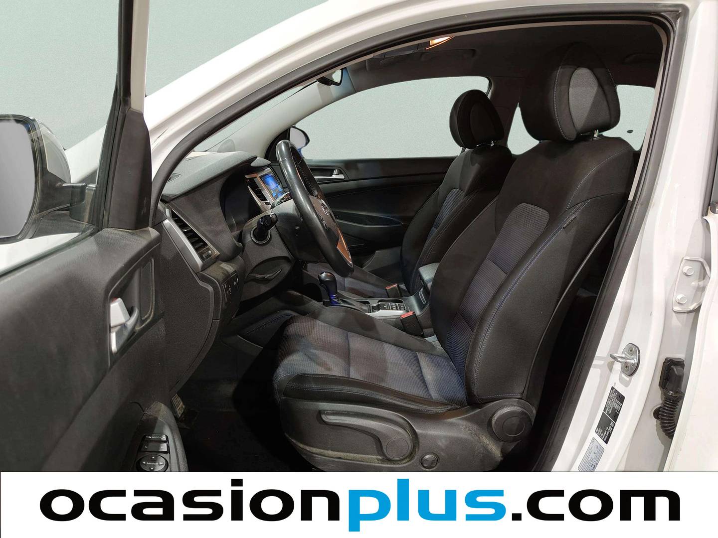 Foto asientos delanteros Hyundai Tucson Hyundai Tucson 1.7 CRDI BlueDrive Tecno DCT (141 CV)