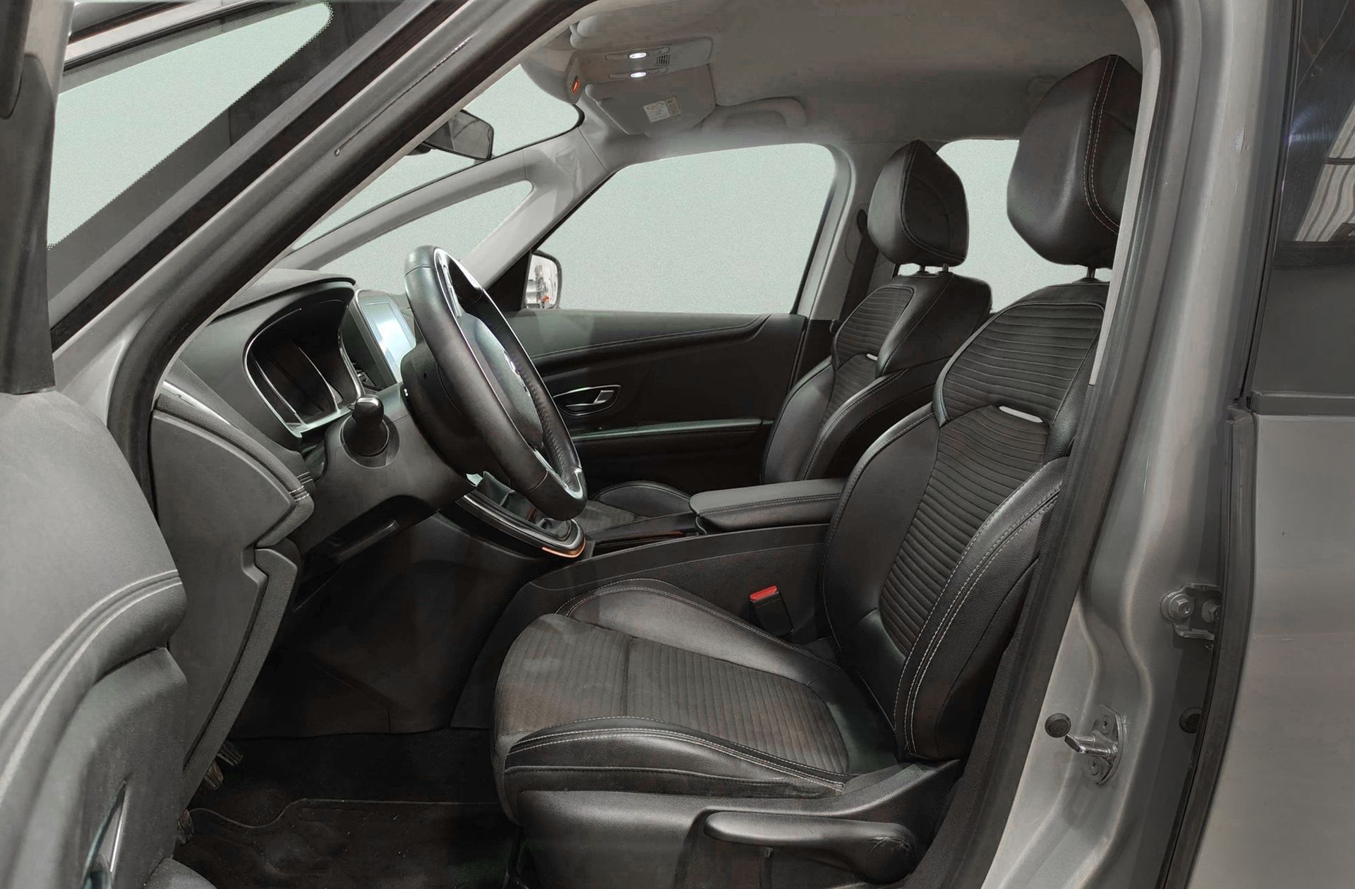 Renault Grand Scénic Zen TCe 7 plazas - foto 12