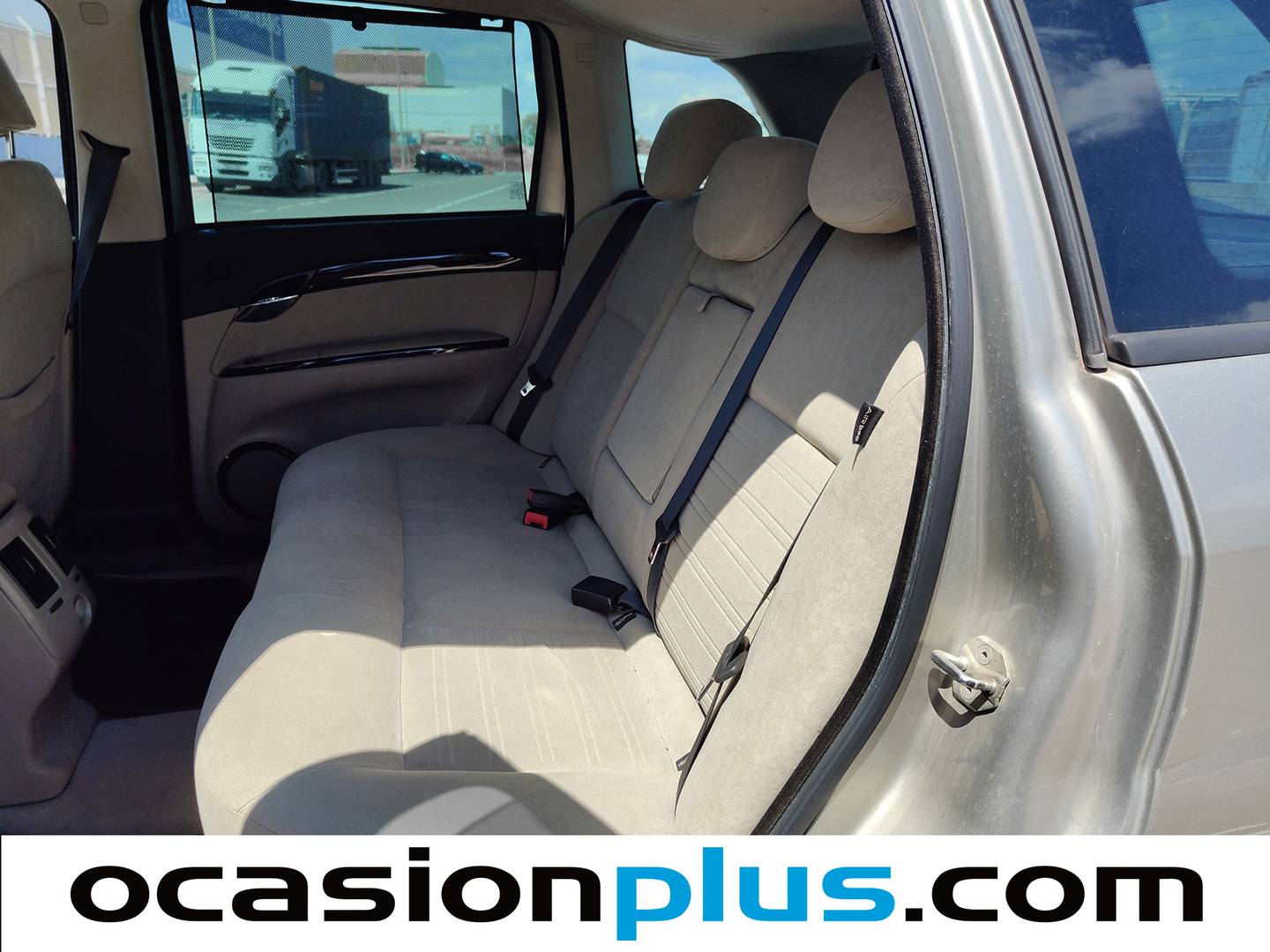 Foto asientos traseros Fiat Croma Fiat Croma 1.9 16v Multijet Emotion (150 CV)