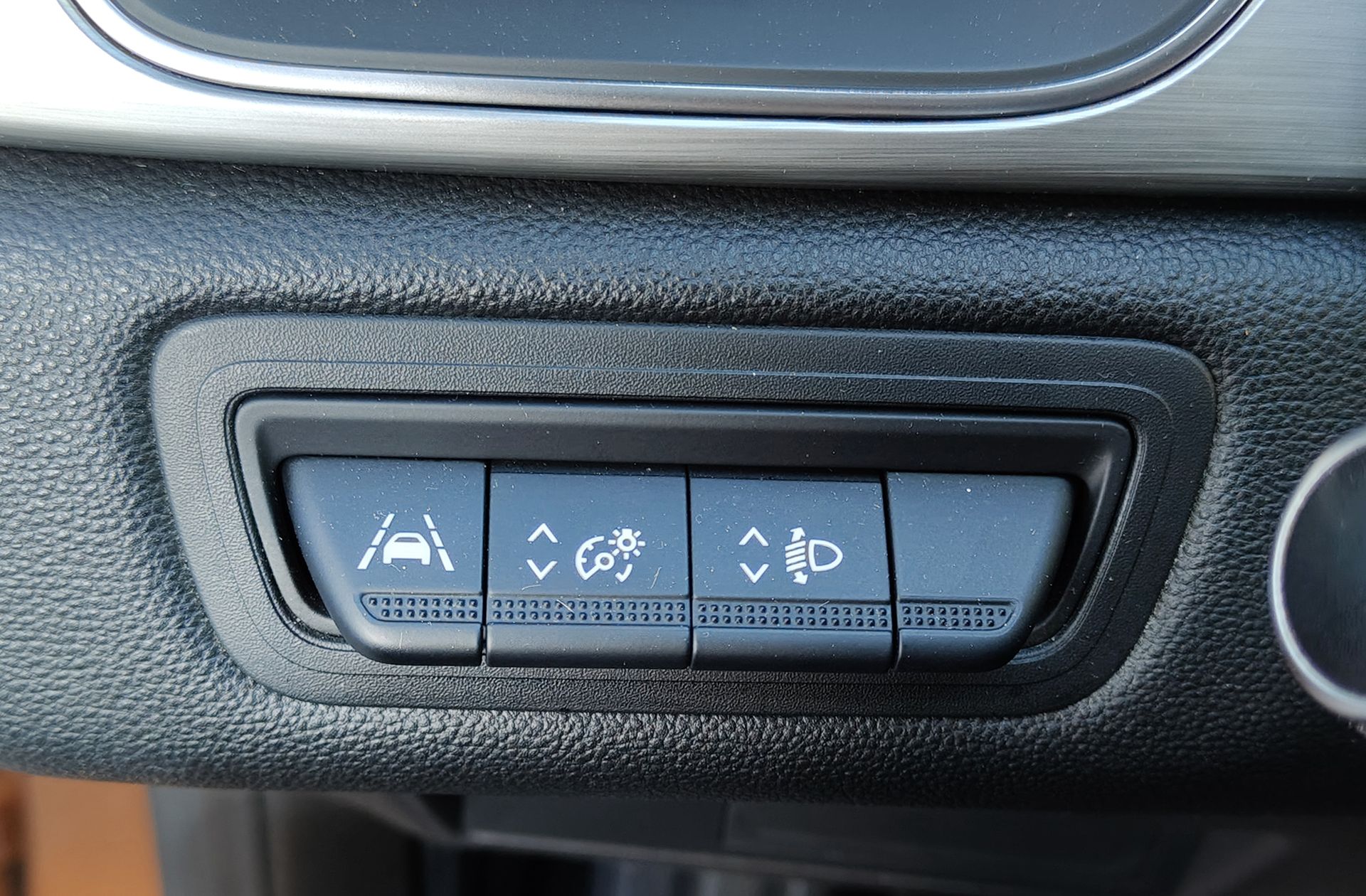 Renault Captur Zen TCe - foto 29