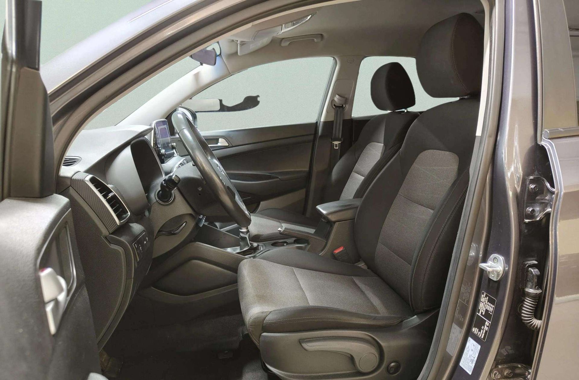 Hyundai Tucson 1.6 GDI SLE 4x2 - foto 11