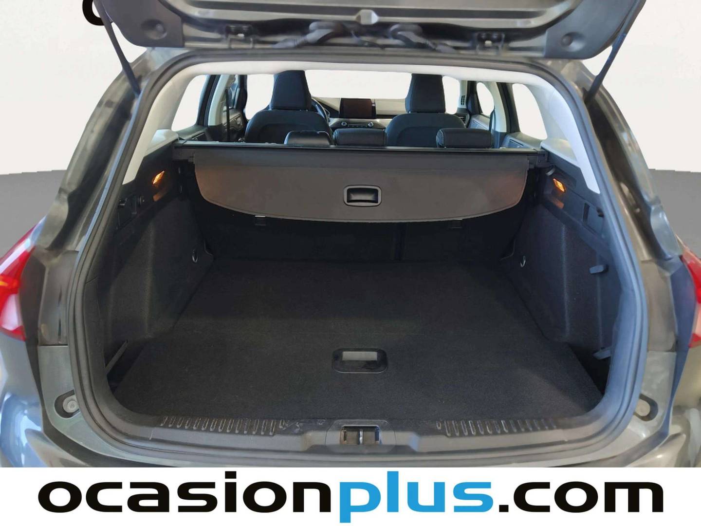 Fotos maletero Ford Focus Ford Focus Sportbreak 2.0 Ecoblue Titanium Auto (150 CV)
