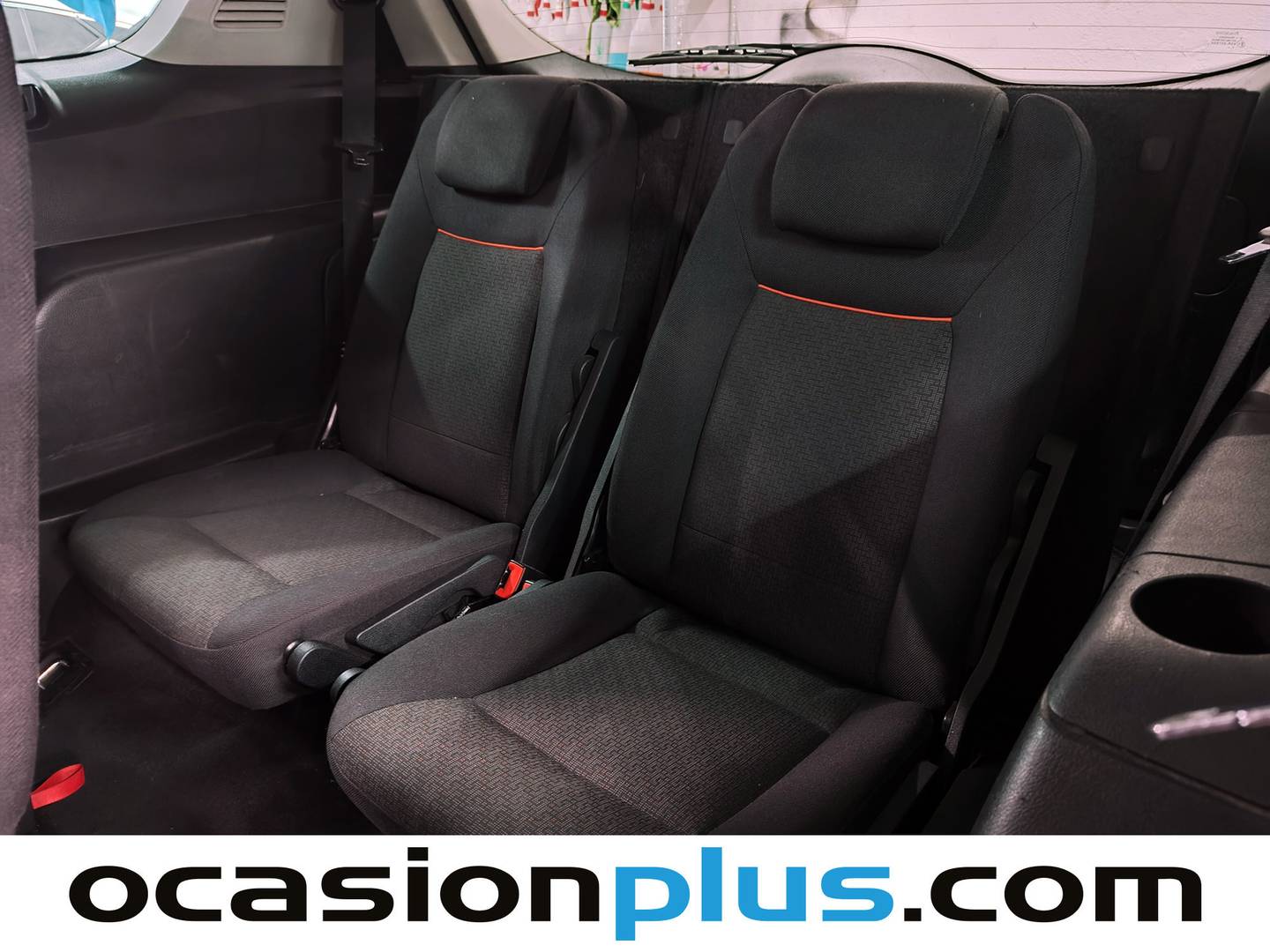 Extras y acabados del Ford S-MAX Ford S-Max 2.0 TDCI Trend (140 CV) 7 Plazas