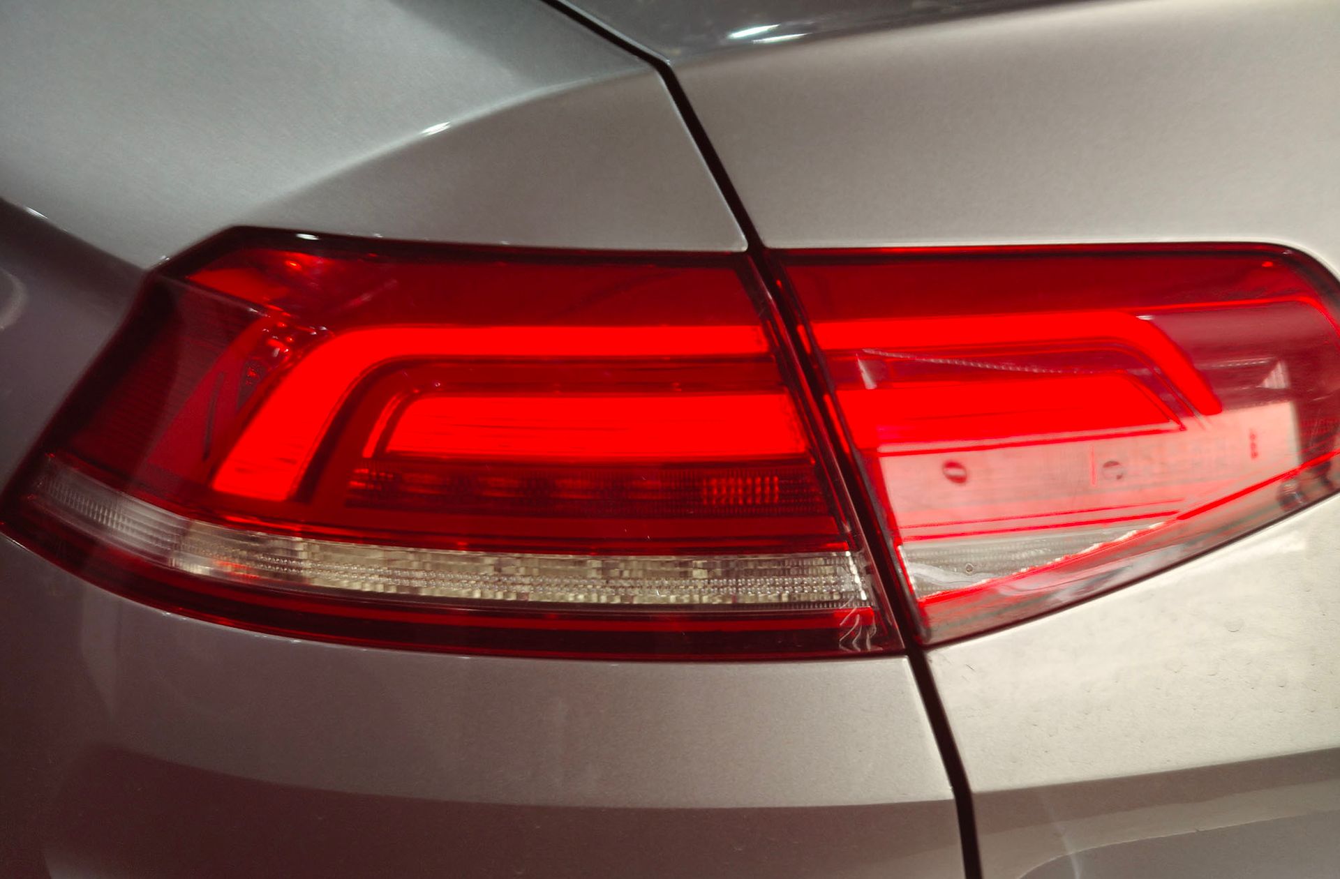 Volkswagen Passat Advance 1.6 TDI DSG - foto 17
