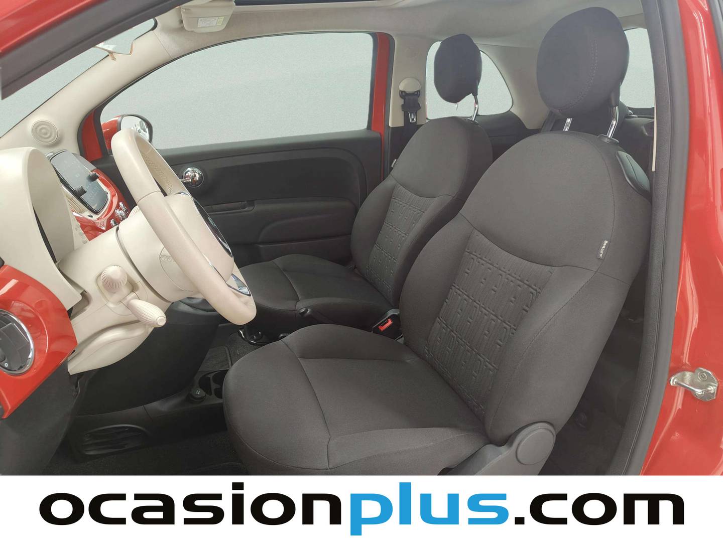 Foto asientos delanteros Fiat 500 Fiat 500 1.0 Hybrid Dolcevita (70 CV)