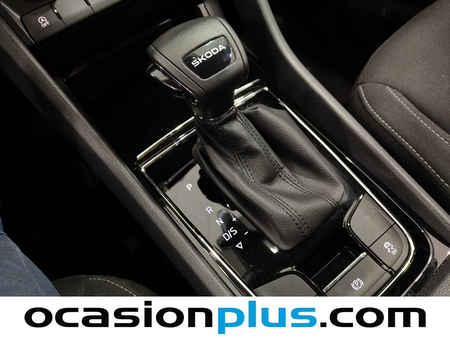Skoda Karoq Skoda Karoq 1.5 TSI ACT Selection DSG (150 CV) de segunda mano