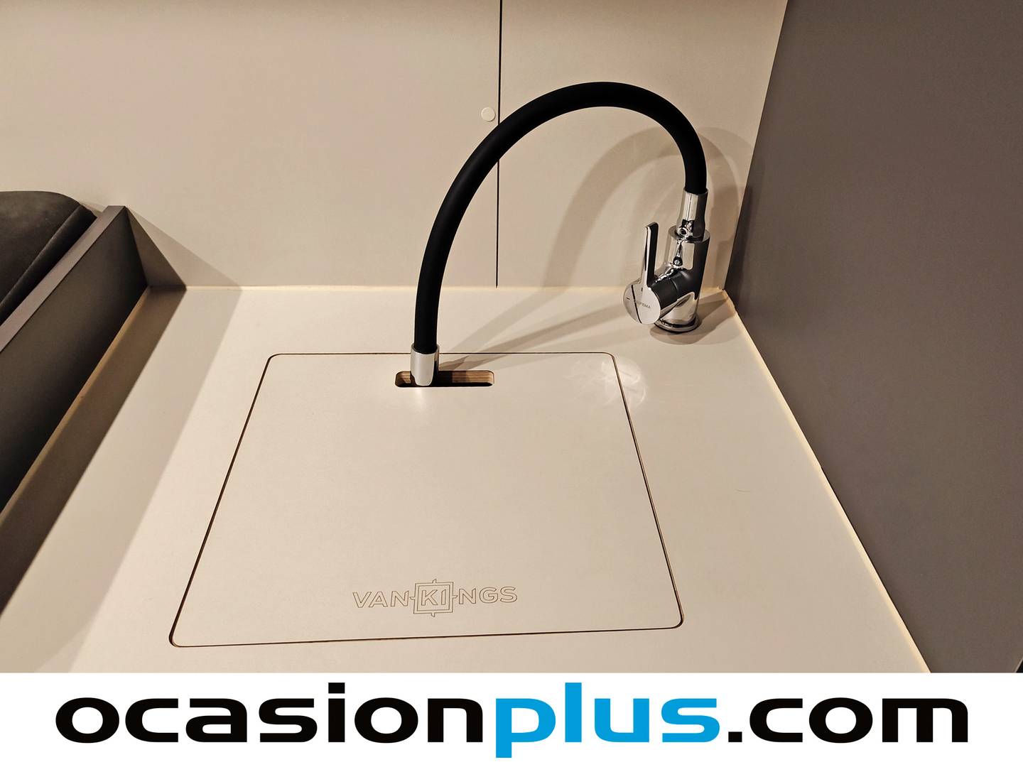 Accesorios del Mercedes Sprinter Mercedes Sprinter Furgon 211 CDI MEDIO 3.0T T. ALTO TD (114 CV) Camperizada 3 Plazas
