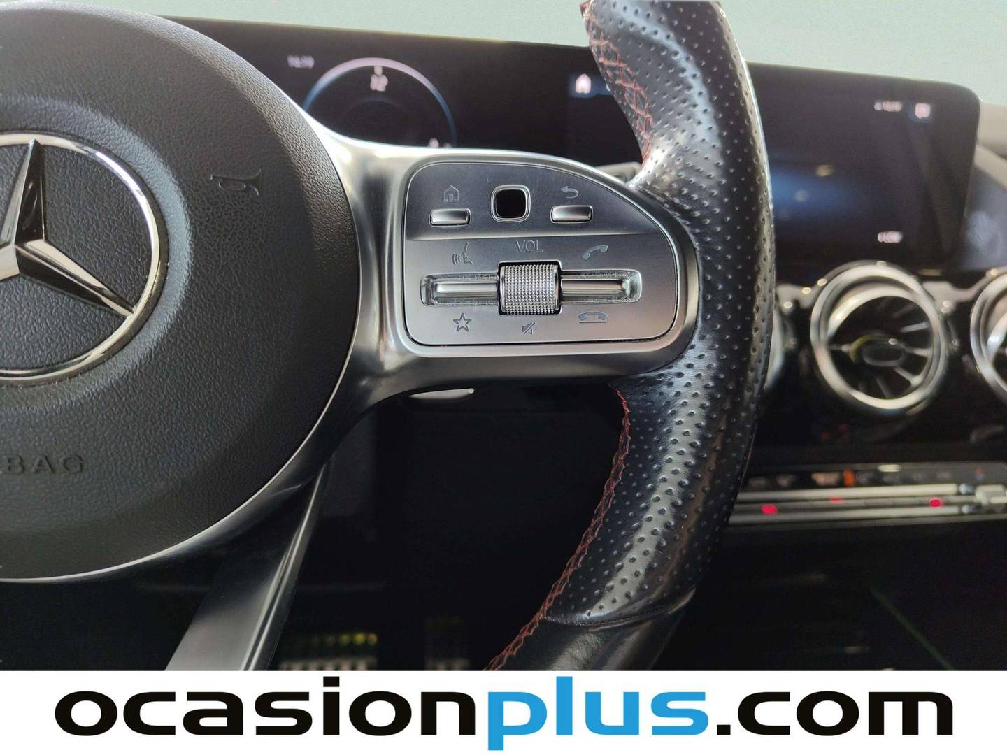 Mercedes GLA Mercedes GLA 200 (163 CV) Pack AMG de segunda mano