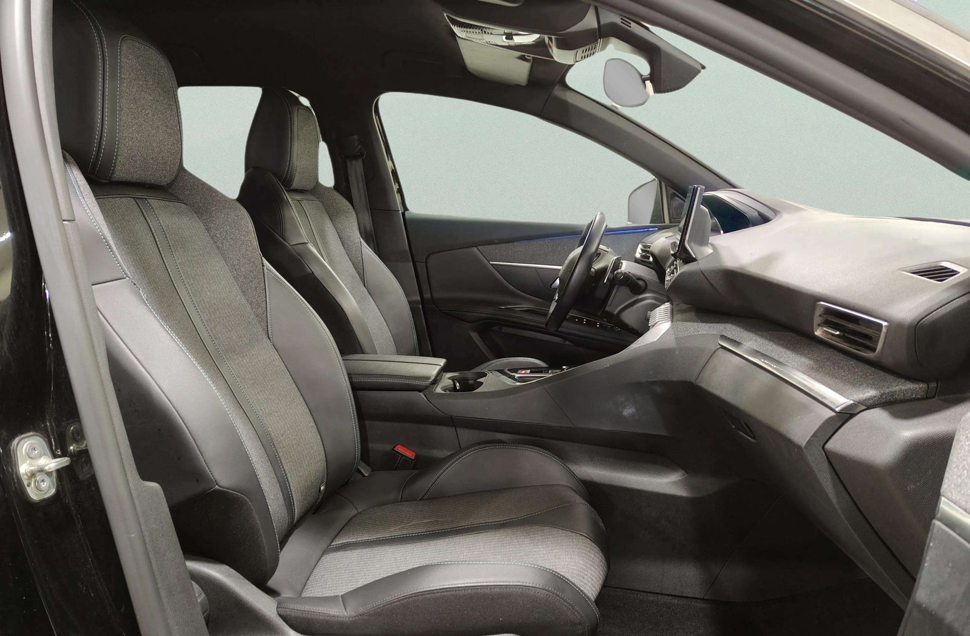 Peugeot 3008 300 Allure Pack e-EAT8 - foto 21