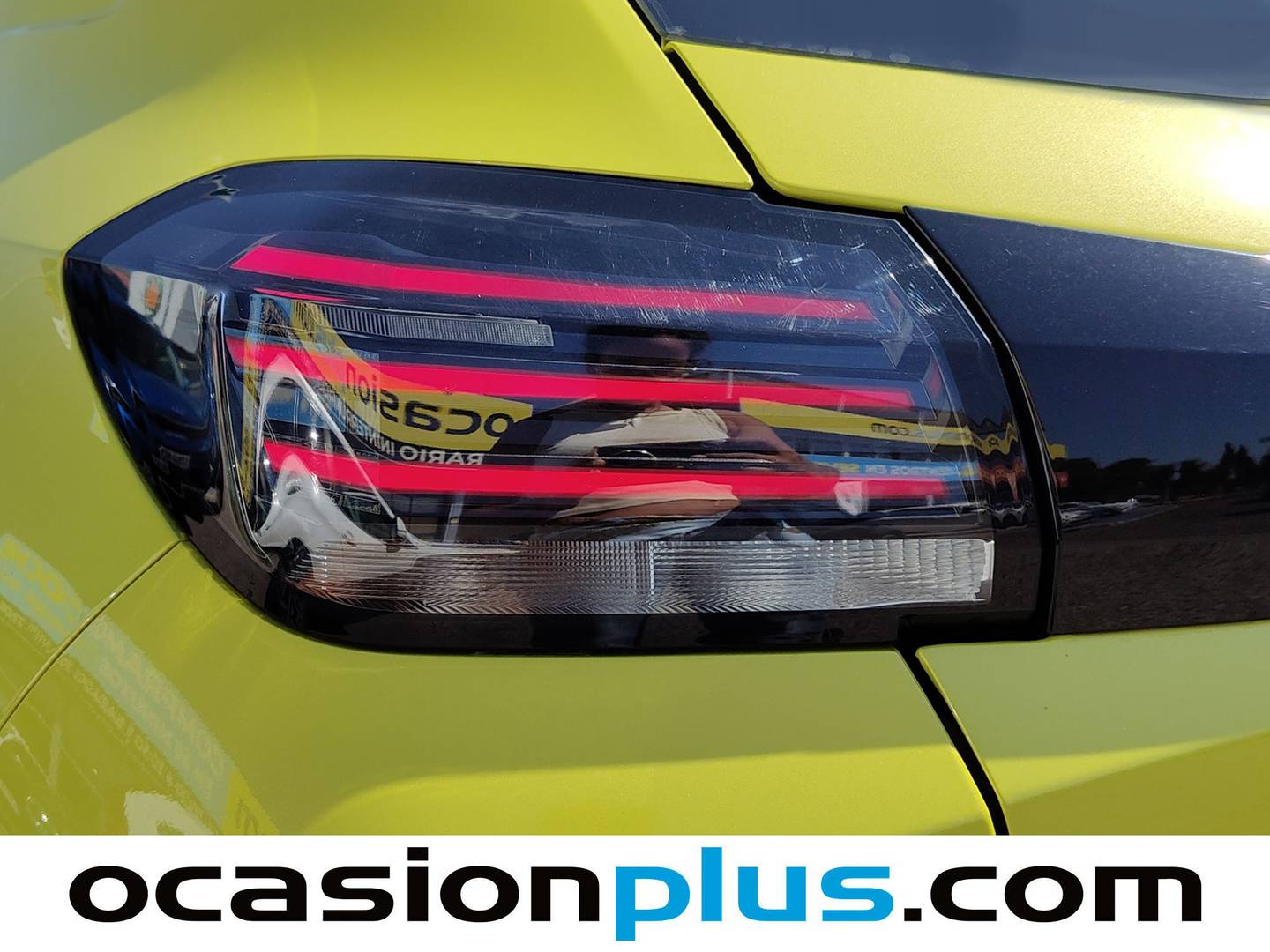 Extras del Peugeot 208 Peugeot 208 Style Hybrid 110 eDCS6 (110 CV)