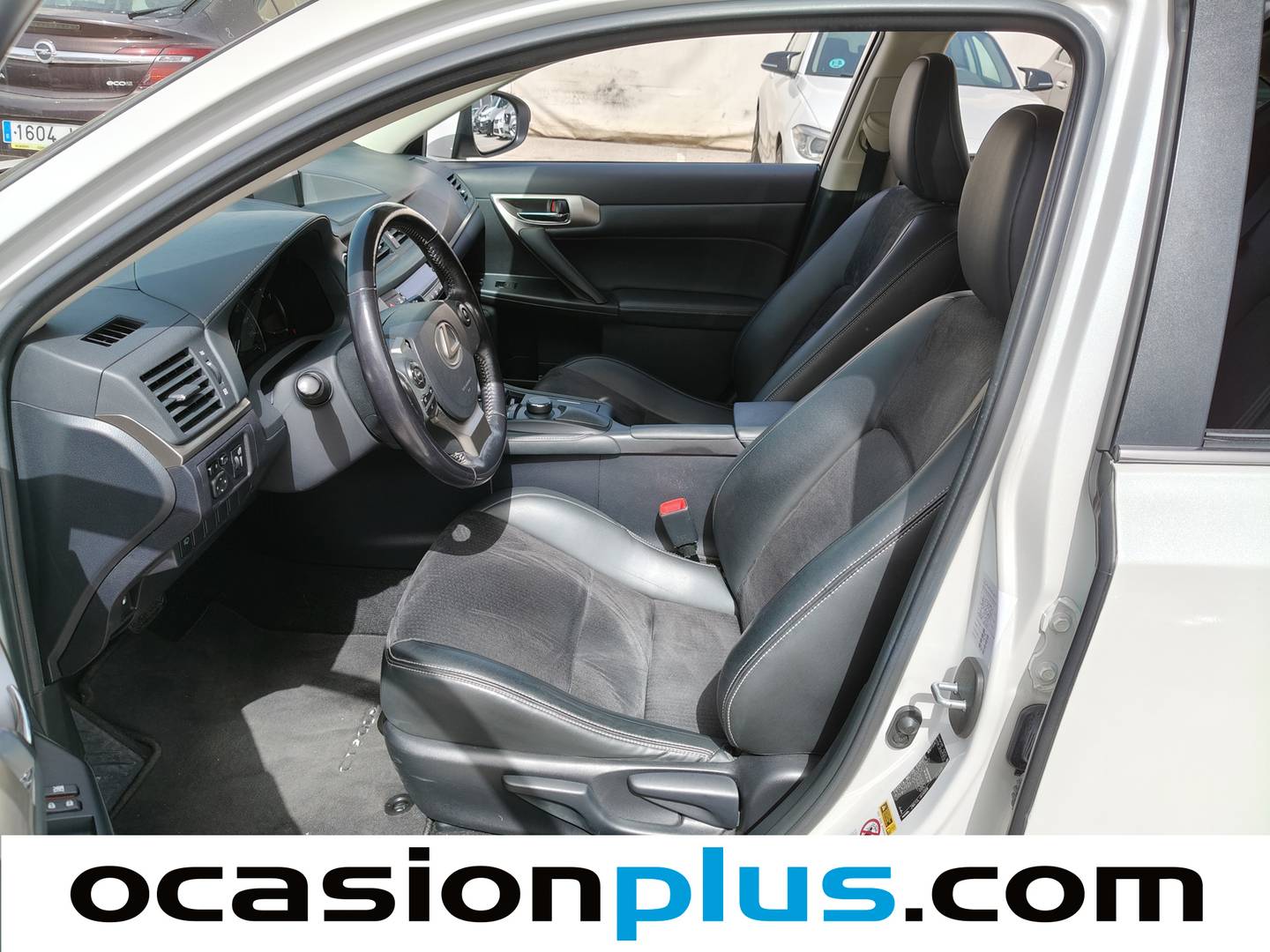 Foto asientos delanteros Lexus CT Lexus CT 200h Fuji (136 CV)