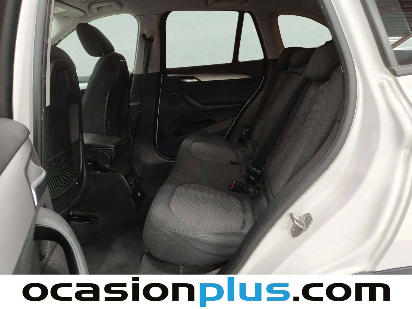 Foto asientos traseros BMW X1 BMW X1 sDrive18d Business (150 CV)