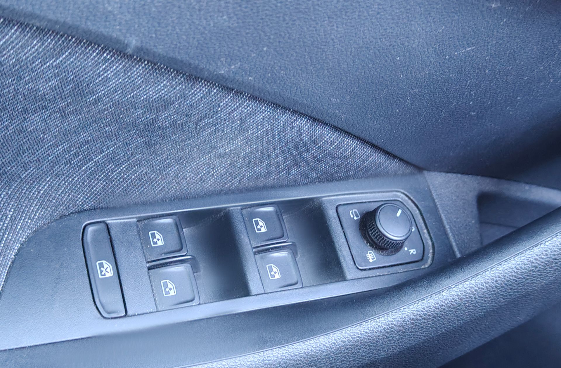 Škoda Kamiq 1.5 TSI Style DSG - foto 31