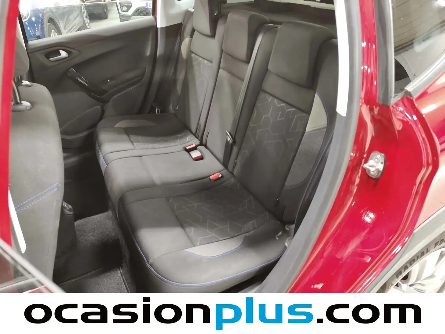 Foto Peugeot 2008 Peugeot 2008 PureTech Signature  (82 CV)