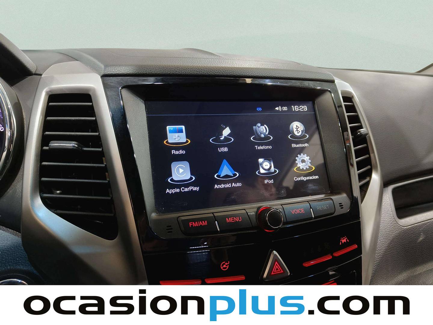 Foto SsangYong Tivoli Ssangyong Tivoli D16T Limited 4x2 (115 CV)