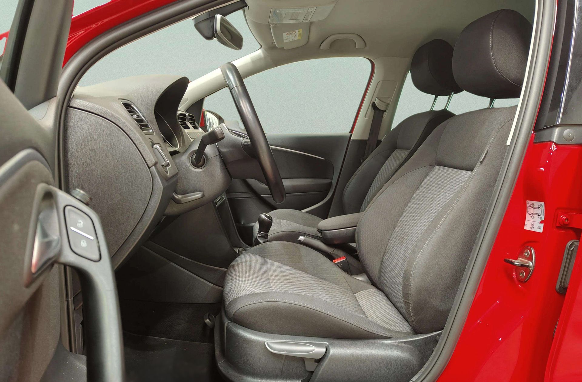 Volkswagen Polo Sport 1.2 TSI BMT - foto 11