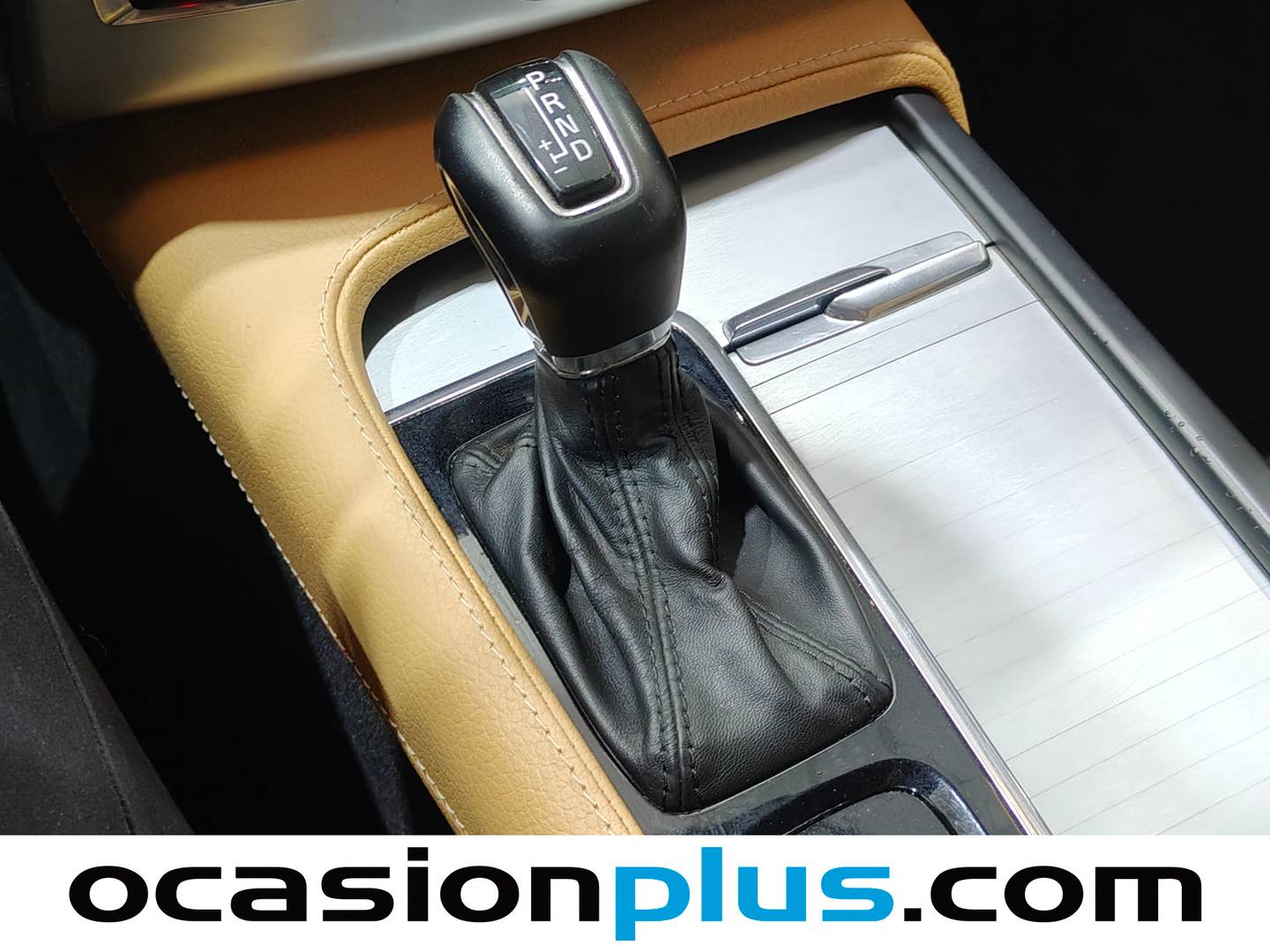 Volvo XC90 Volvo XC90 D5 Momentum AWD Auto (235 CV) 7 PLAZAS de segunda mano