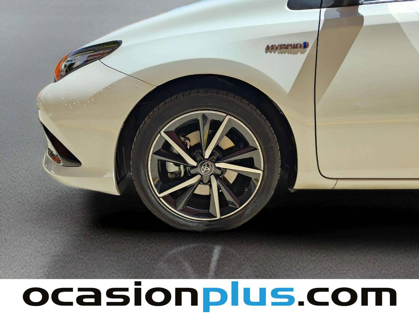Toyota Auris Toyota Auris 140H Hybrid Feel! (136 CV) seminuevo