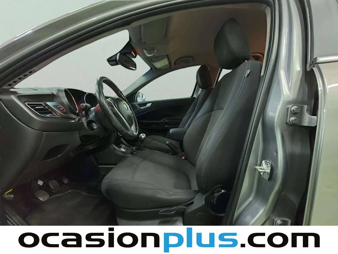 Foto Alfa Romeo Giulietta Alfa Romeo Giulietta 1.6 JTDm Distinctive (105 CV)