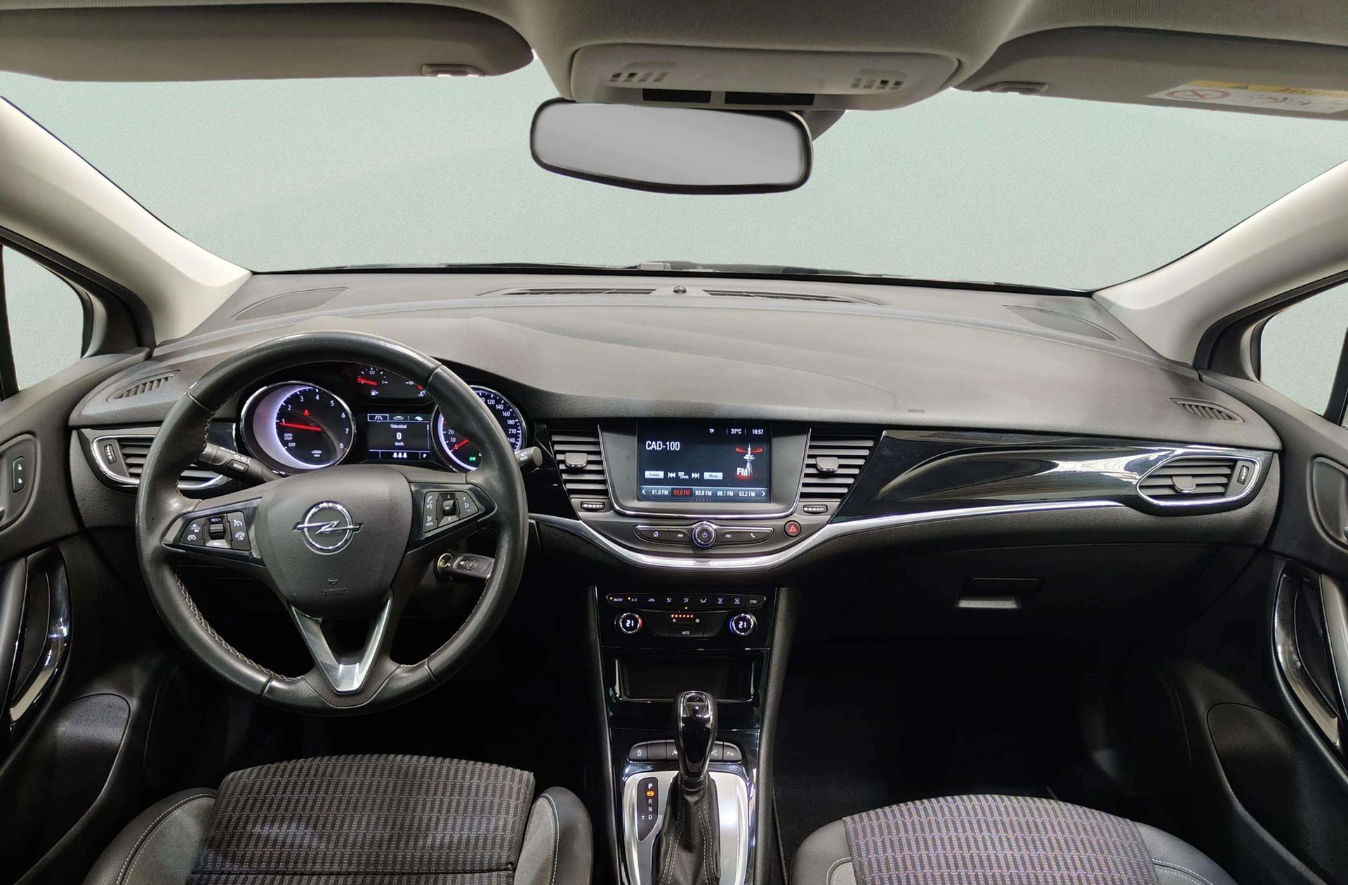 Opel Astra Sports Tourer 1.4T SHT Business Elegance CVT - foto 6