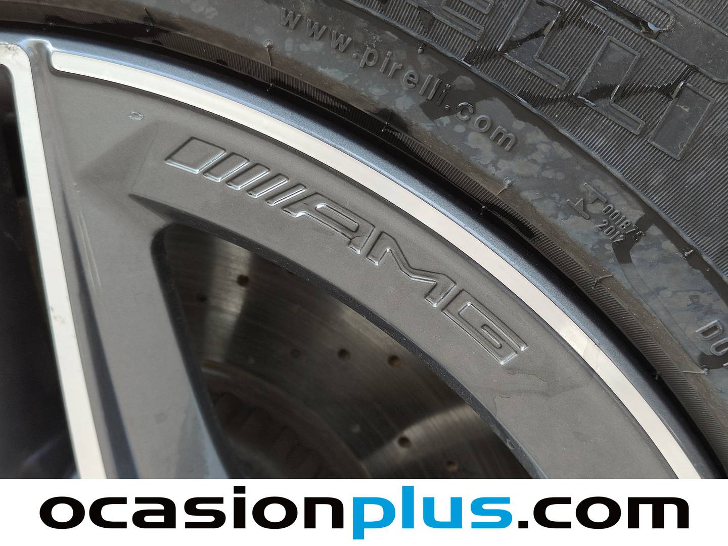Extras y acabados del Mercedes GLC Coupé Mercedes GLC Coupé 300 e 4Matic Pack AMG (320 CV)