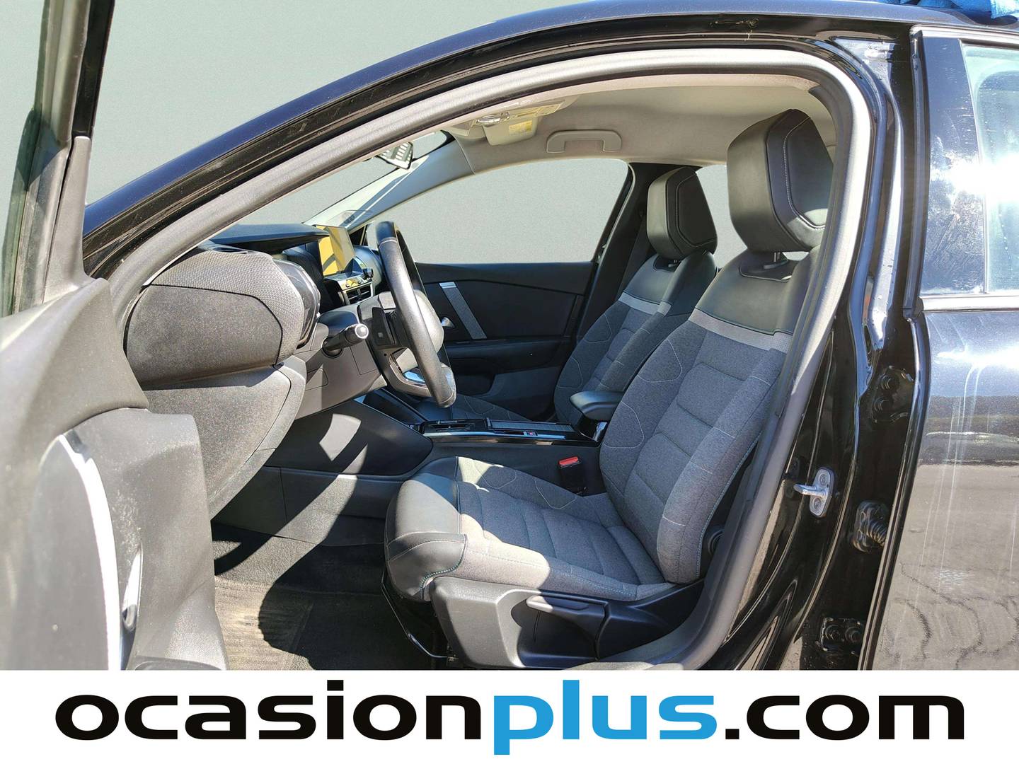 Foto asientos delanteros Citroën C4 Citroën C4 BlueHDi 130 S&S Feel Pack EAT8 (130 CV)